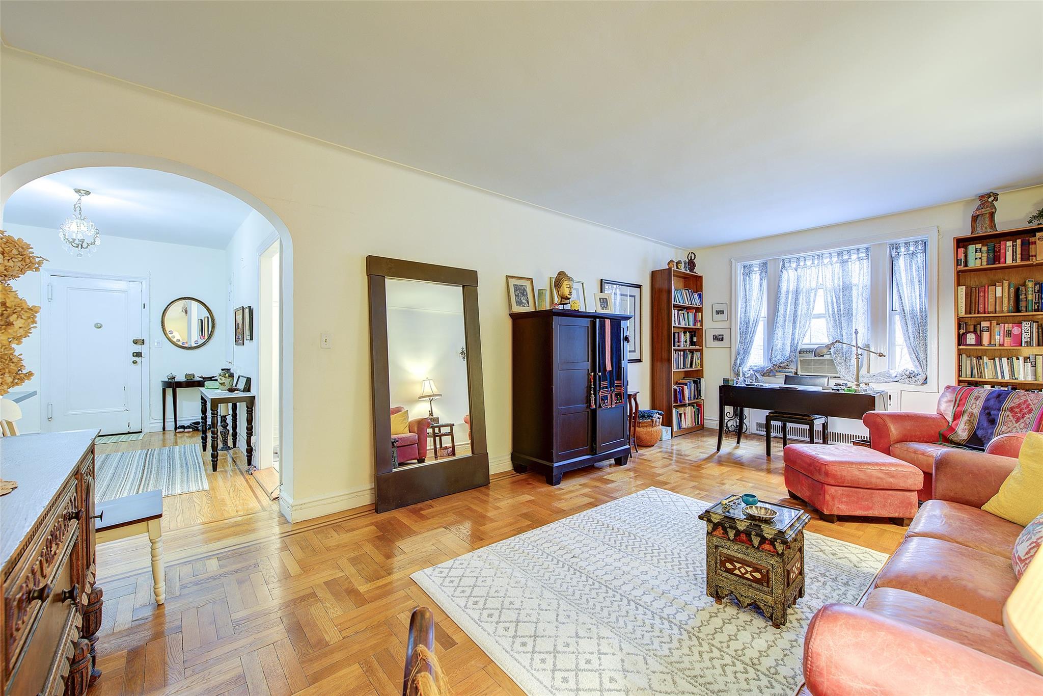 117-01 Park Lane South # B3H, Kew Gardens, NY 11415