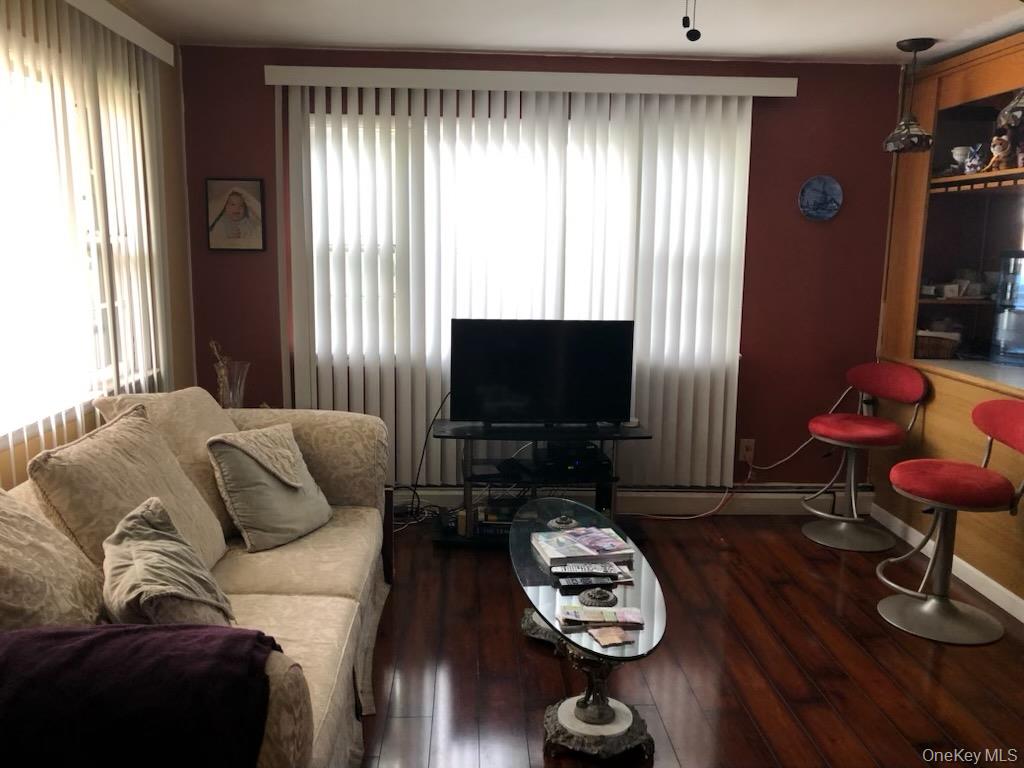 17 Lawrence Street, Nyack, NY 10960