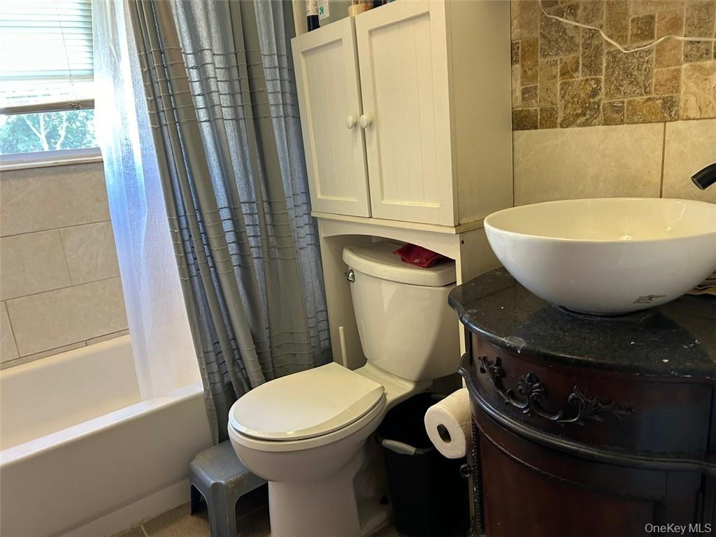 17 Lawrence Street, Nyack, NY 10960