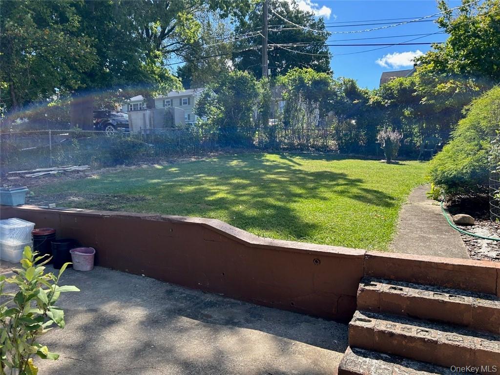 17 Lawrence Street, Nyack, NY 10960