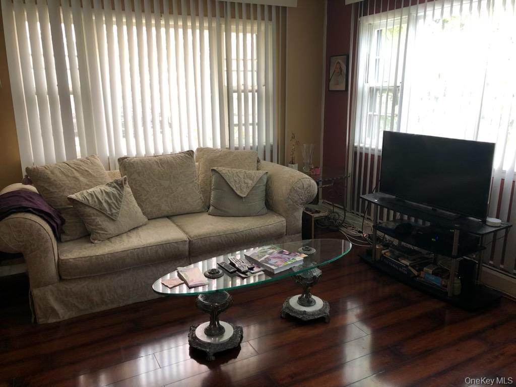 17 Lawrence Street, Nyack, NY 10960