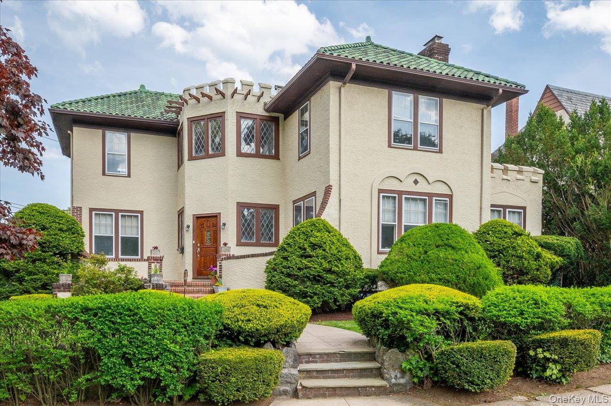 1243 Raleigh Road, Mamaroneck, NY 10543