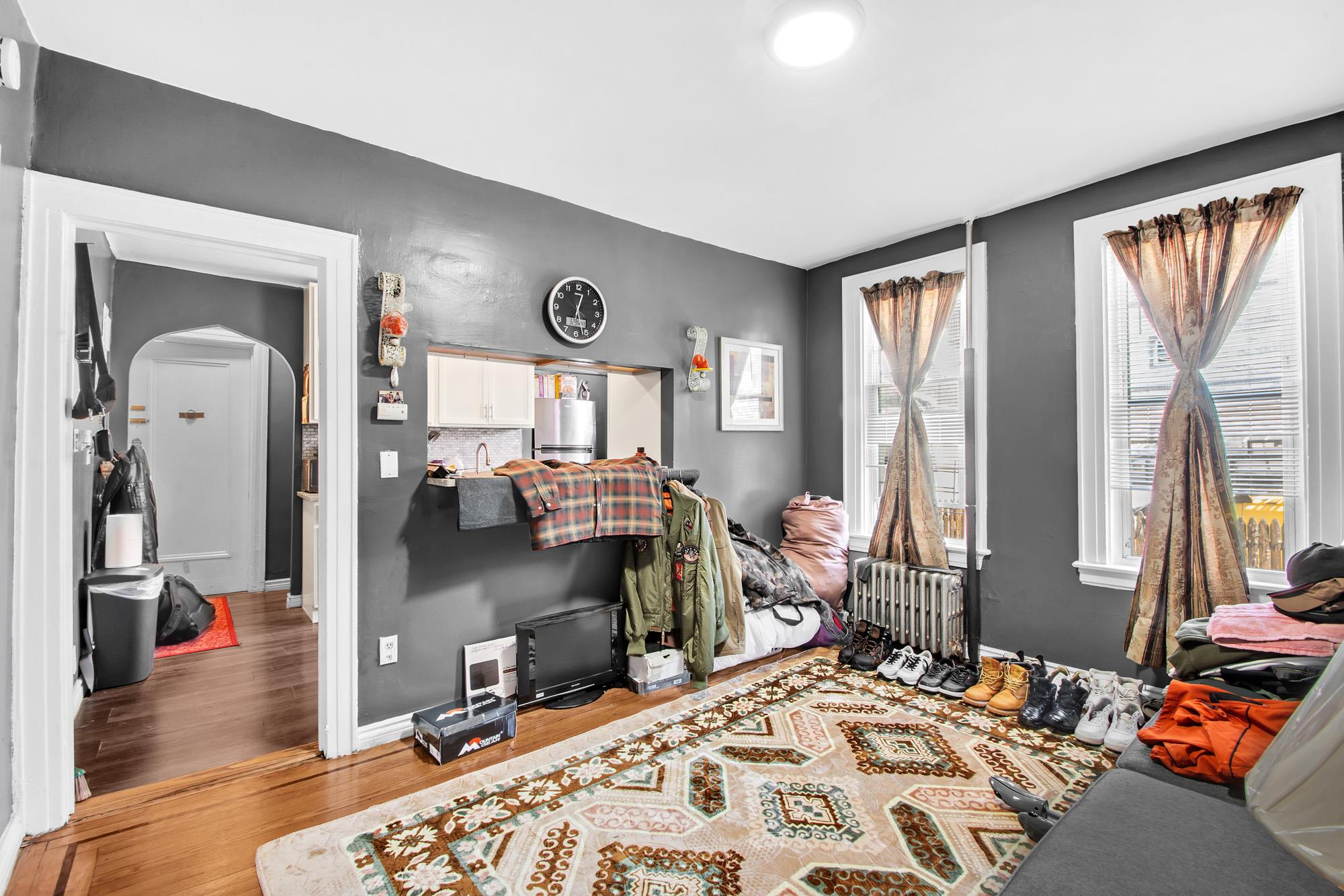 95-03 Cresskill Place, Jamaica, NY 11435