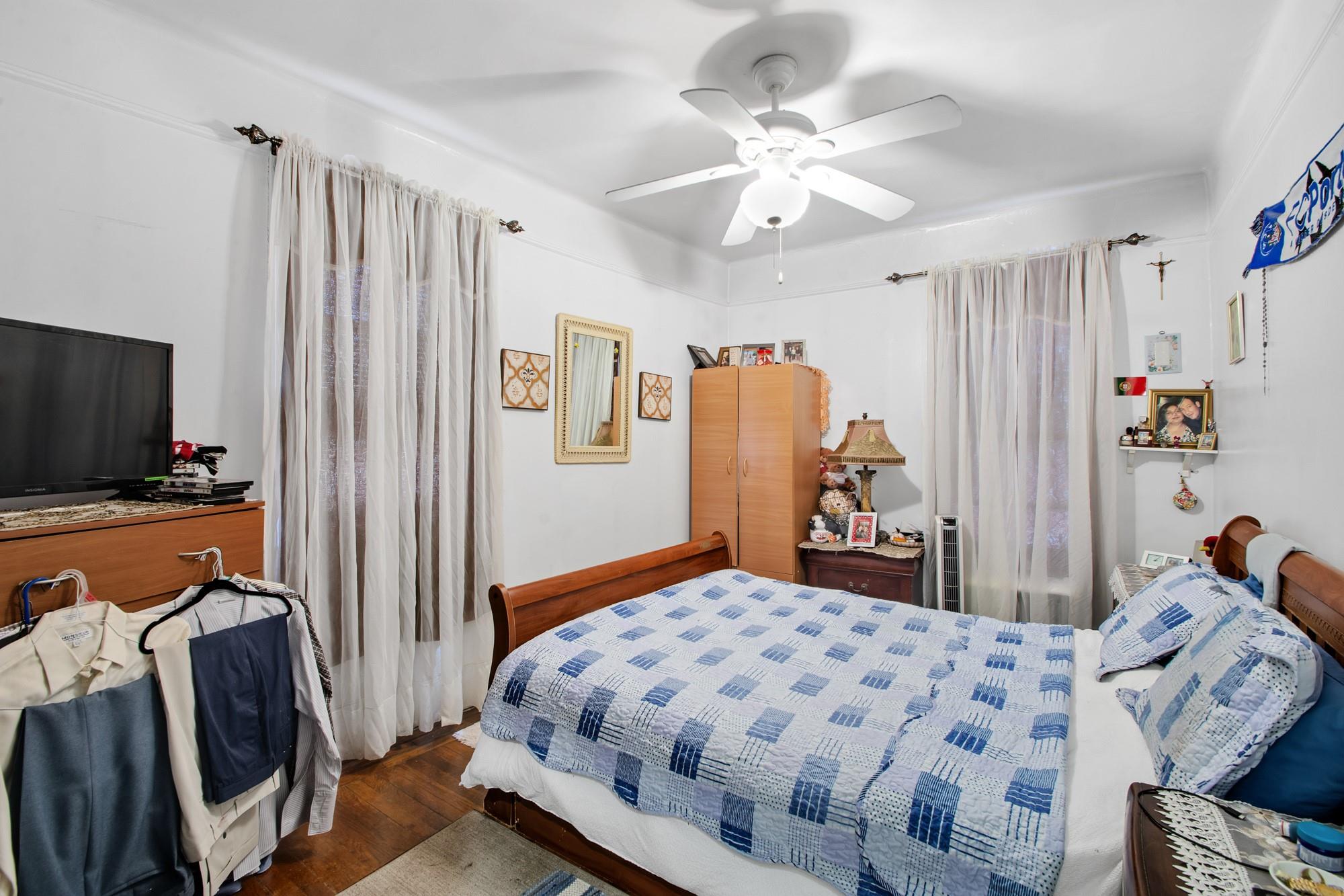 95-03 Cresskill Place, Jamaica, NY 11435