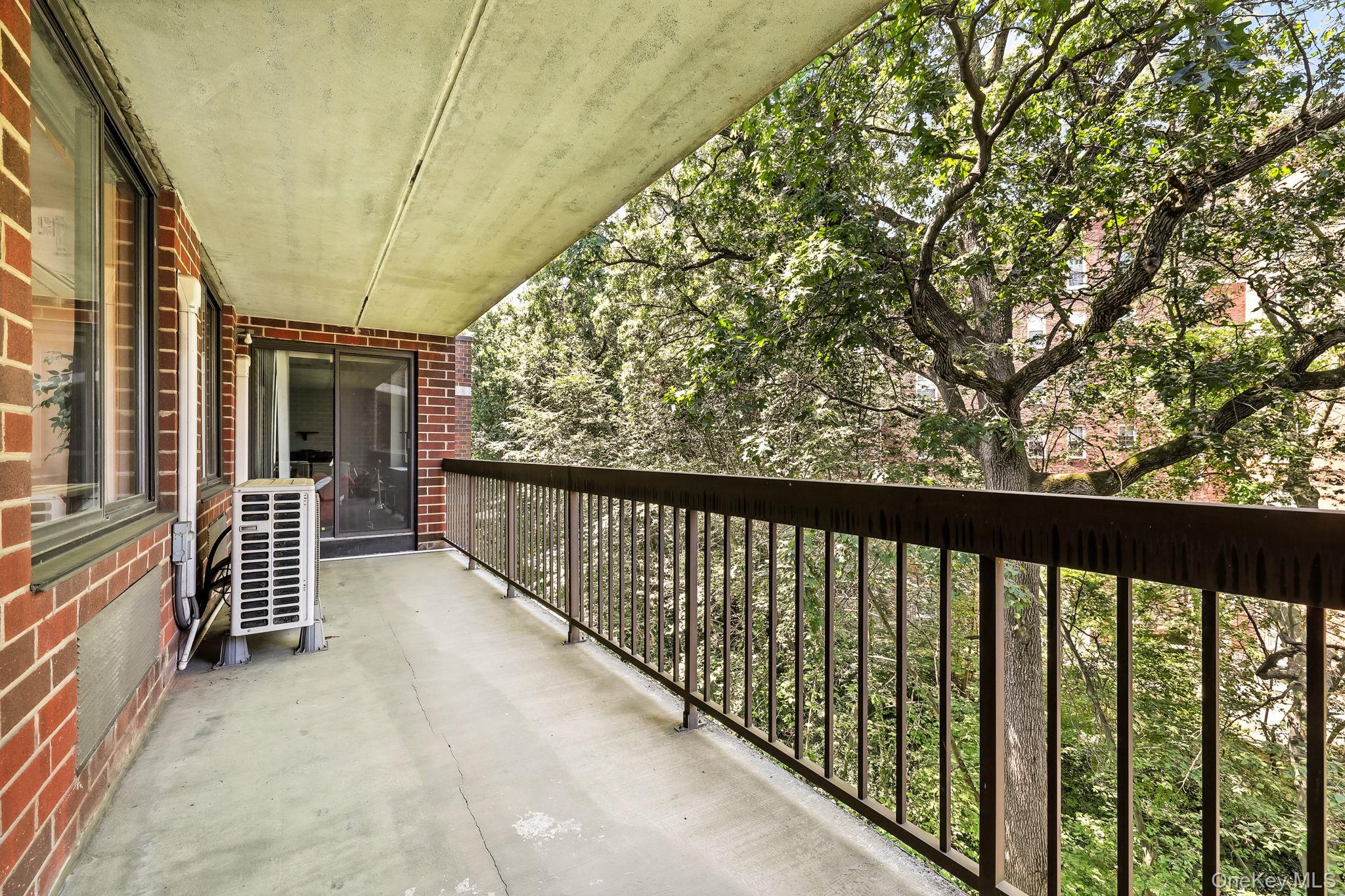 1374 Midland Avenue # PH9, Bronxville, NY 10708