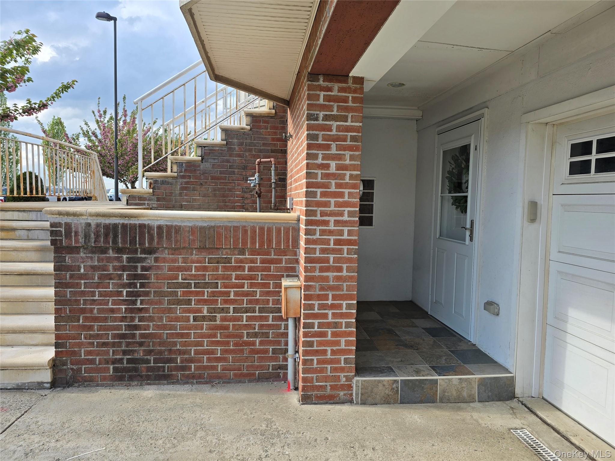 337 Park Crescent, College Point, NY 11356