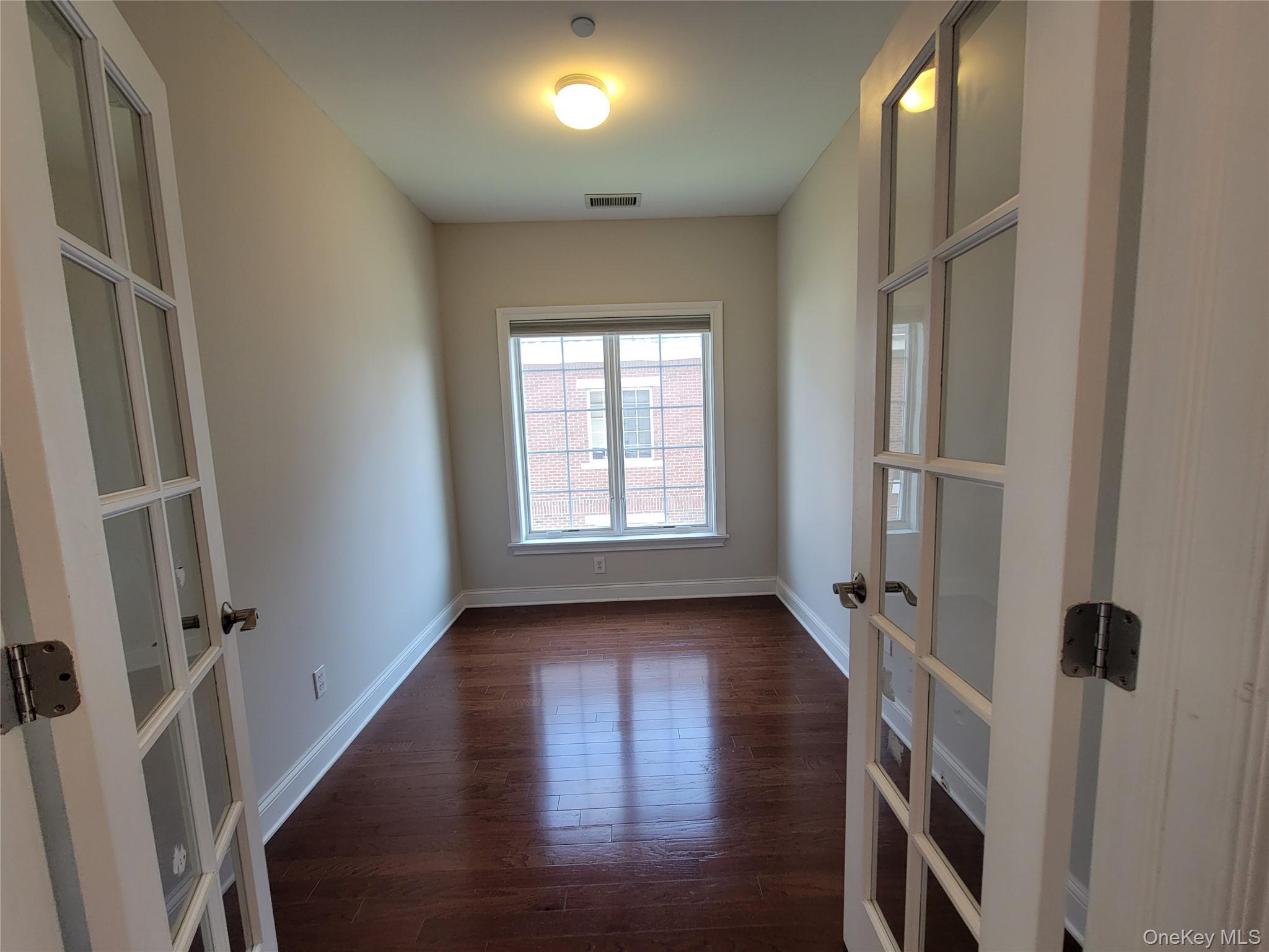 337 Park Crescent, College Point, NY 11356