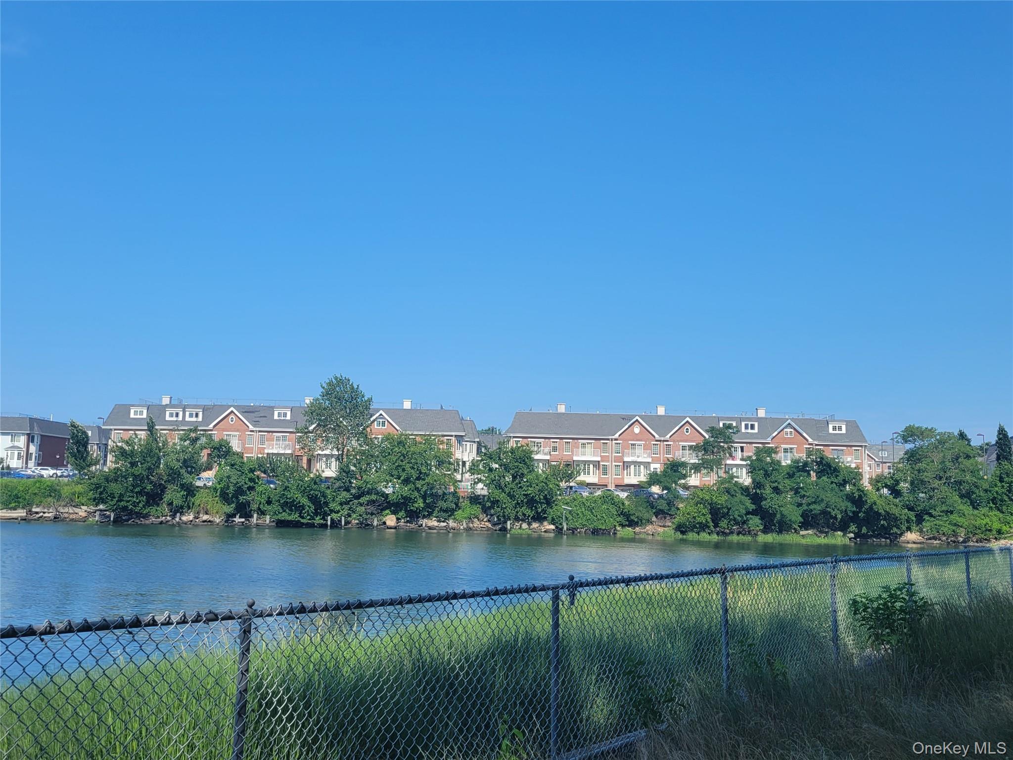 337 Park Crescent, College Point, NY 11356