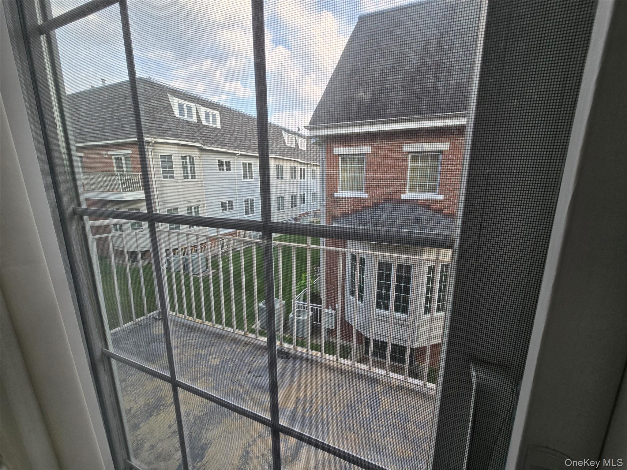 337 Park Crescent, College Point, NY 11356