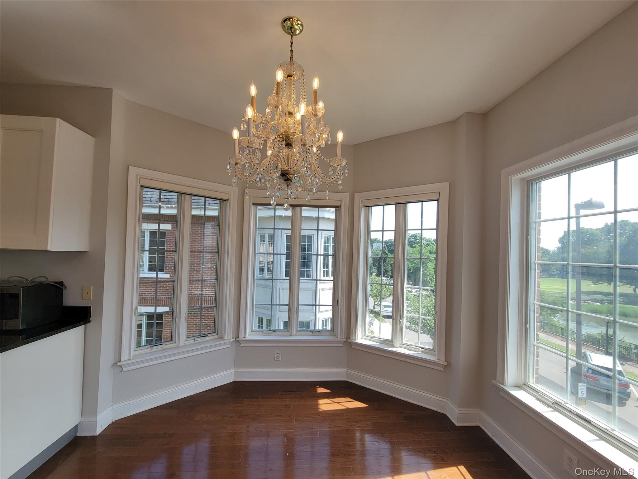 337 Park Crescent, College Point, NY 11356