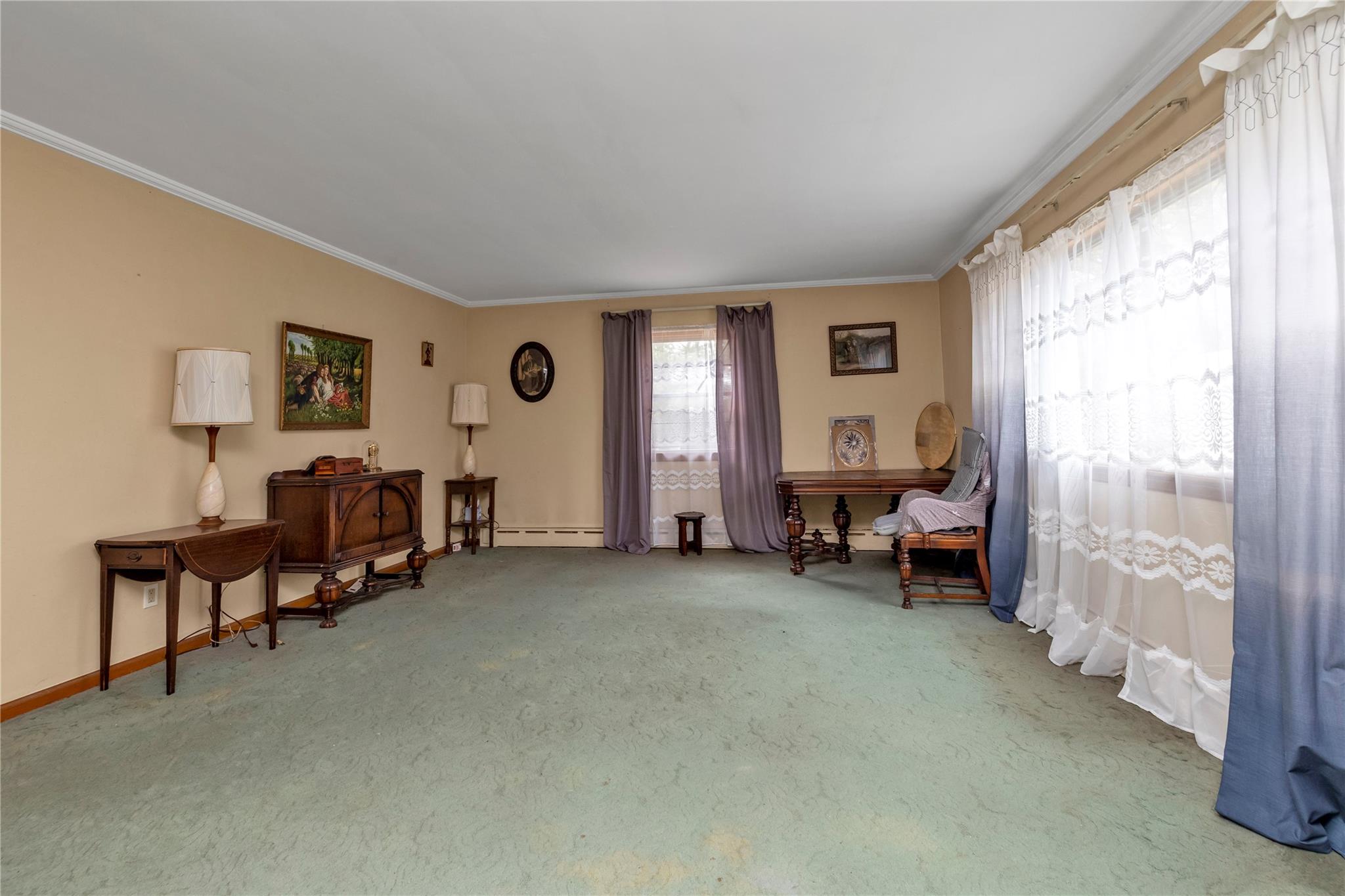 420 Old Country Road, Melville, NY 11747