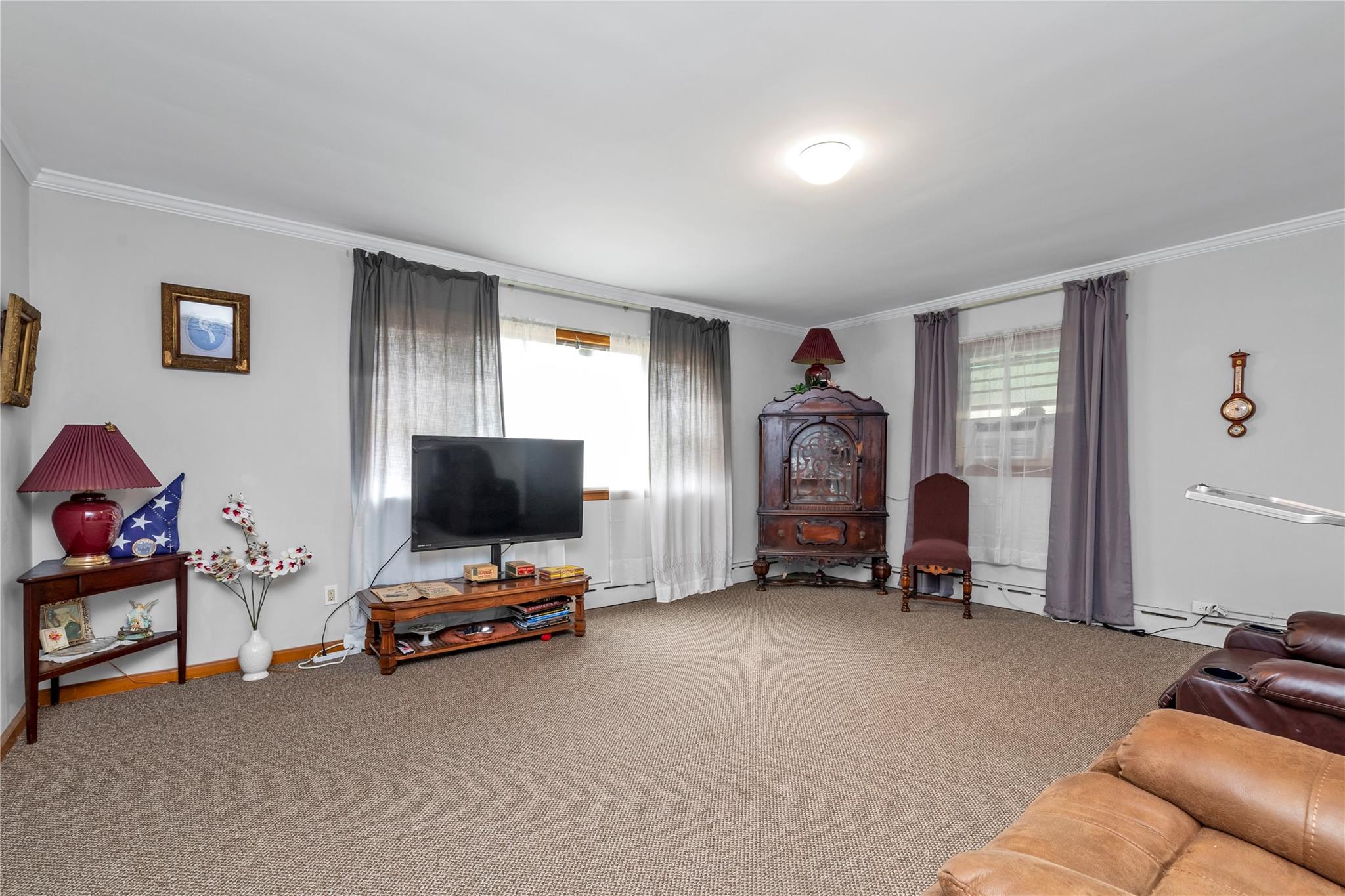 420 Old Country Road, Melville, NY 11747