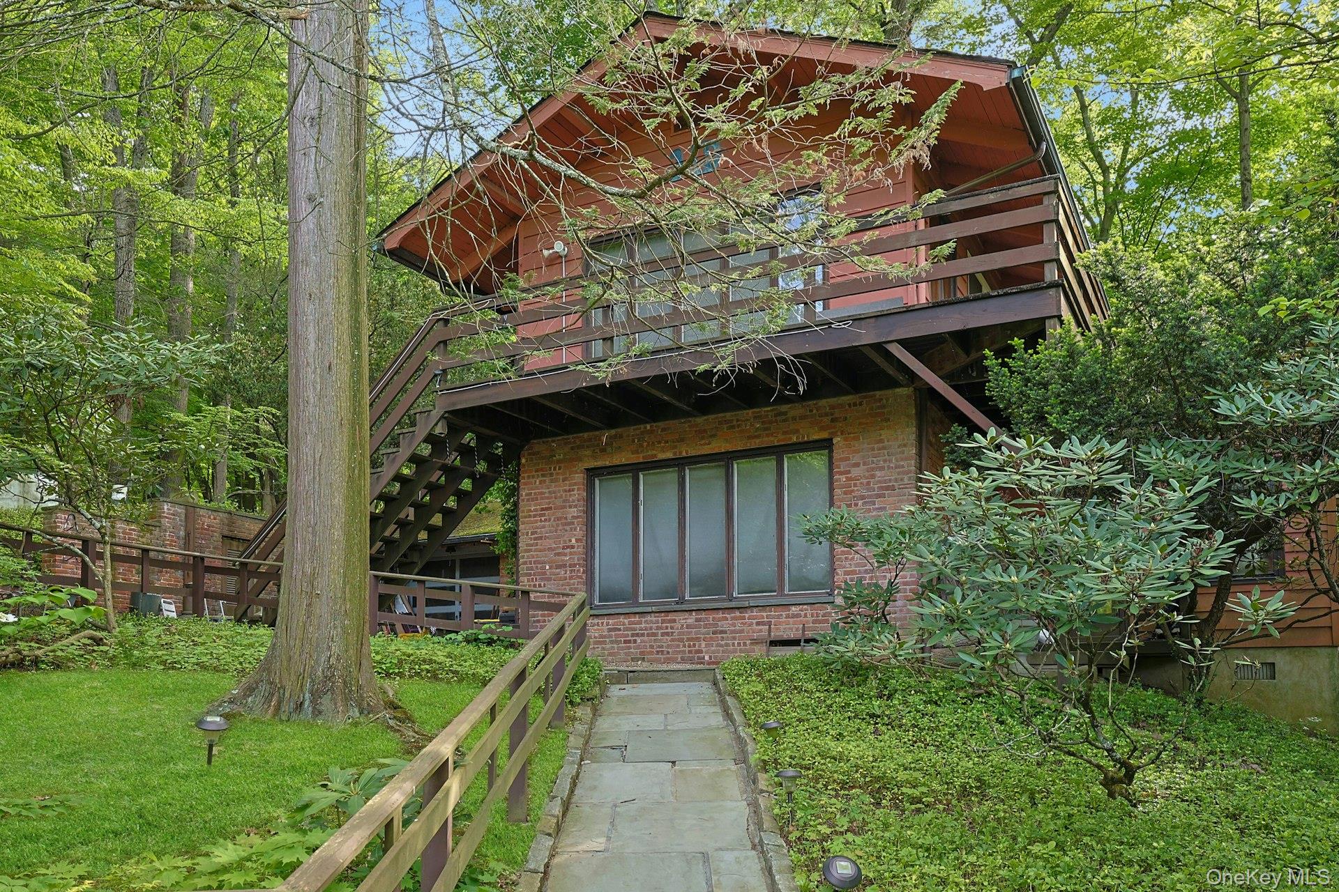 300 Sheldon Avenue, Tarrytown, NY 10591