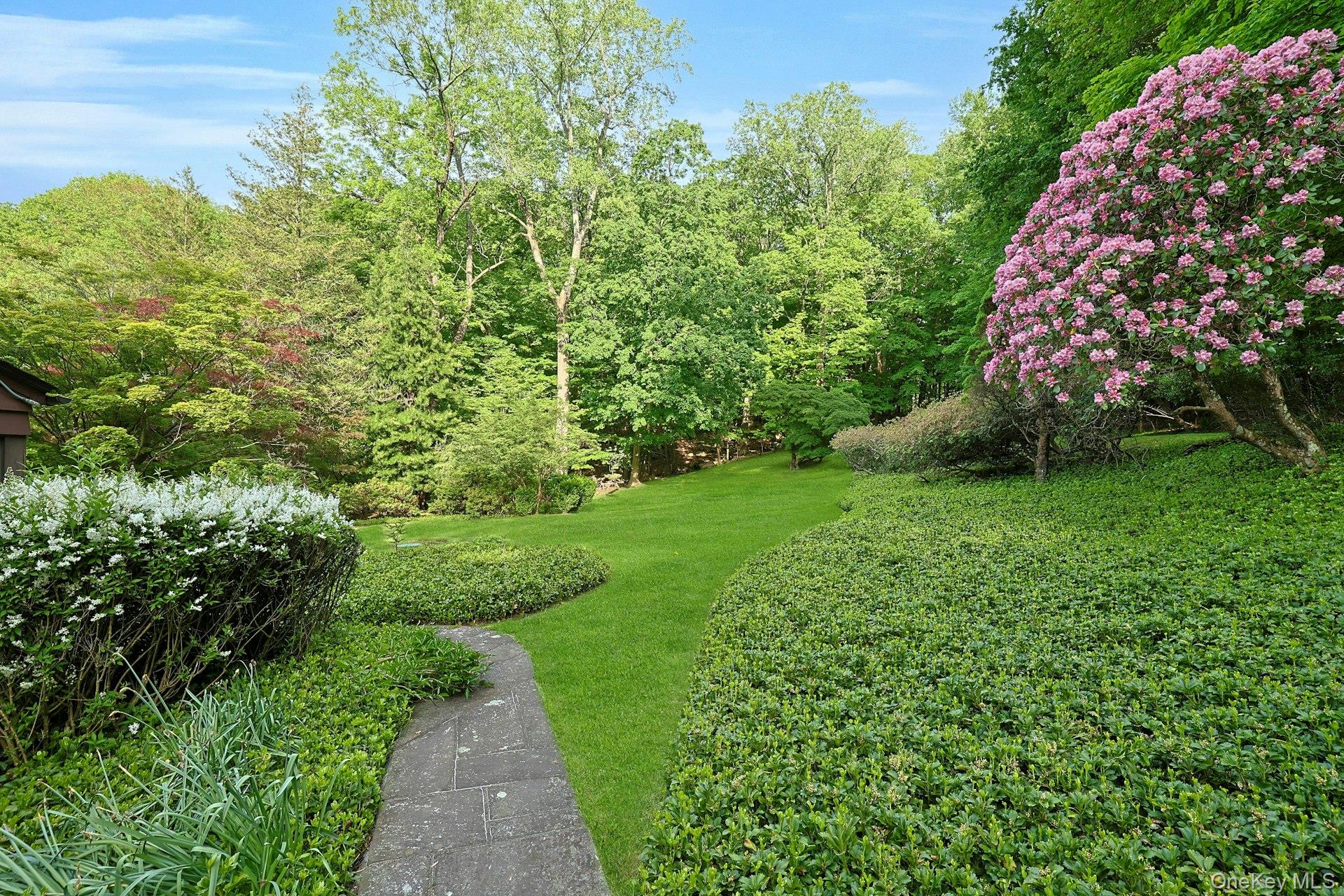 300 Sheldon Avenue, Tarrytown, NY 10591