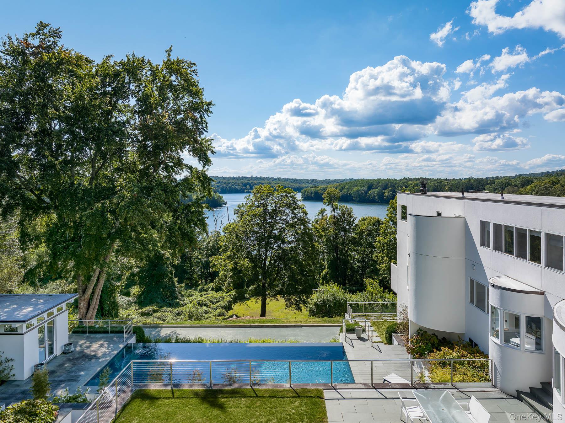 7 East Lake Drive, Katonah, NY 10536