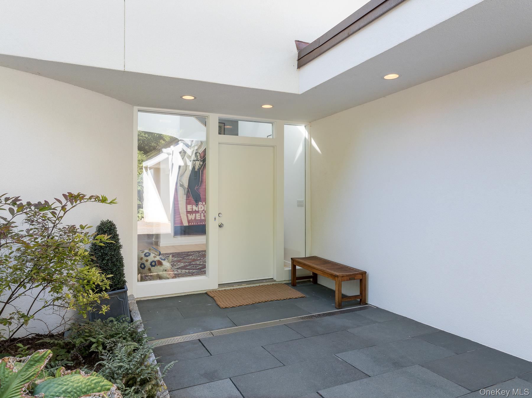 7 East Lake Drive, Katonah, NY 10536