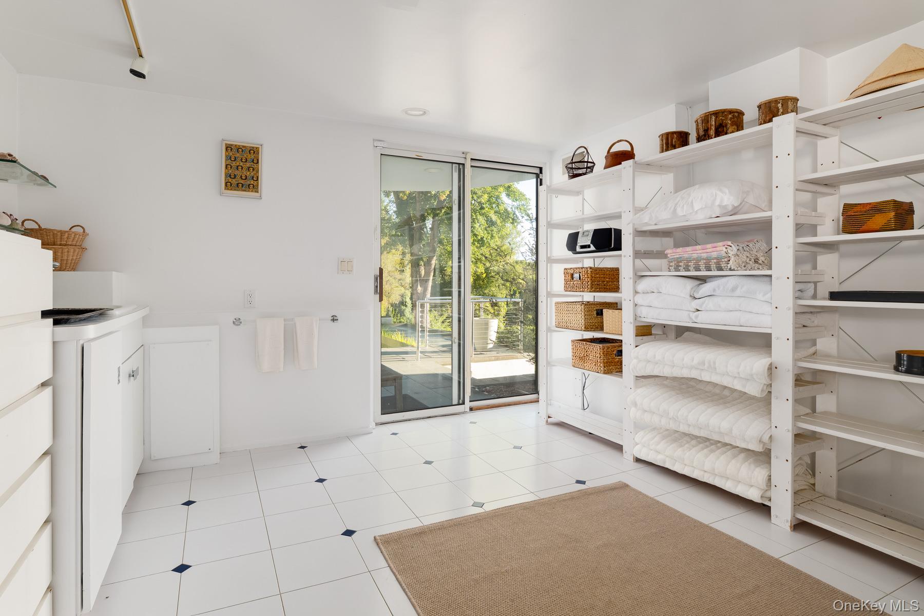 7 East Lake Drive, Katonah, NY 10536