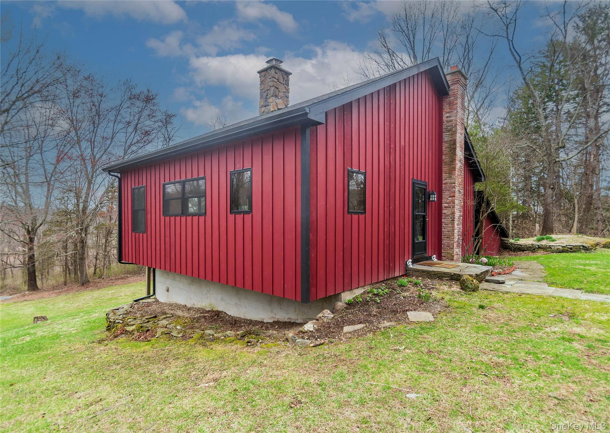 39 Willow Lane, Clinton Corners, NY 12514