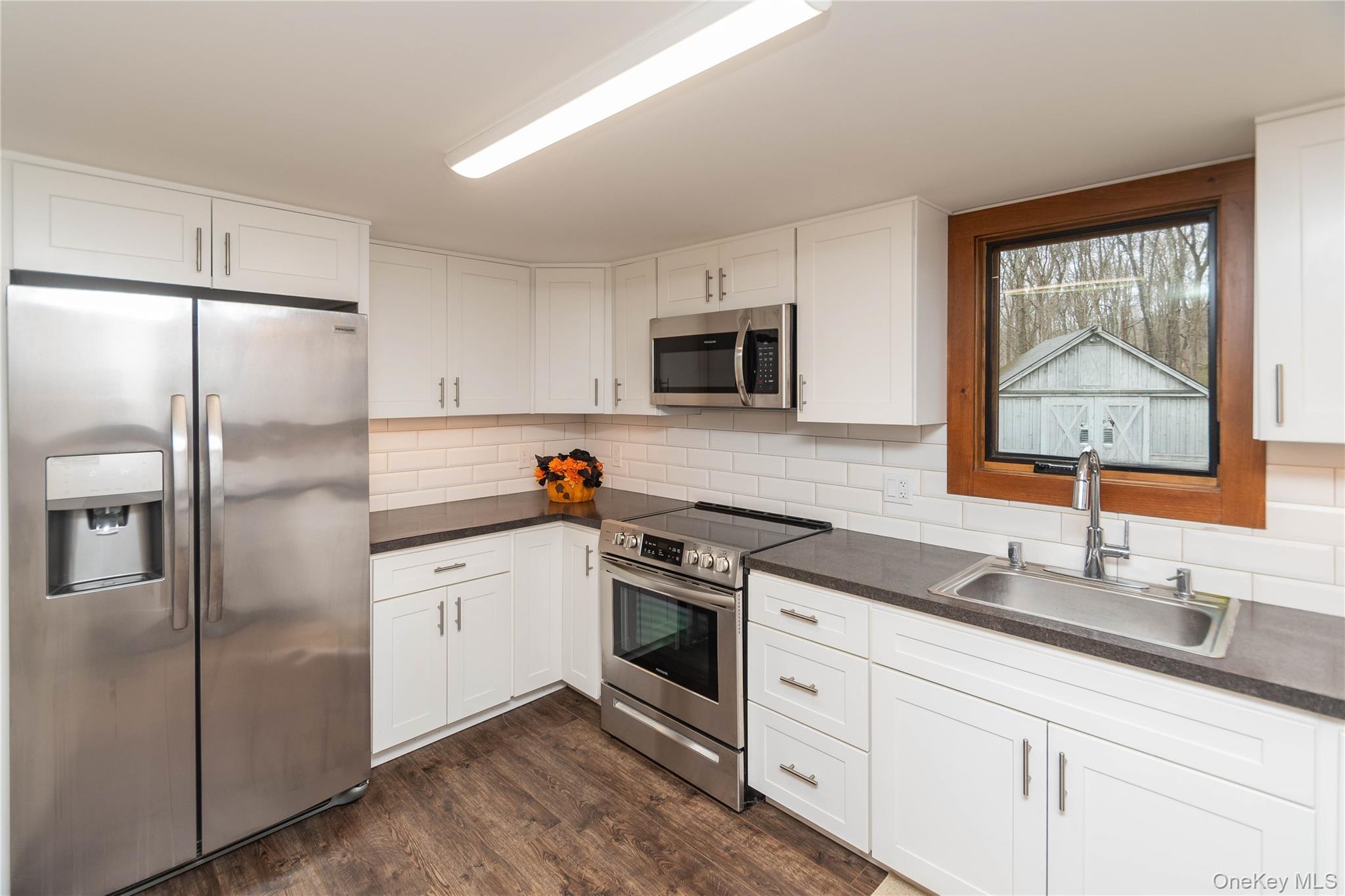 39 Willow Lane, Clinton Corners, NY 12514