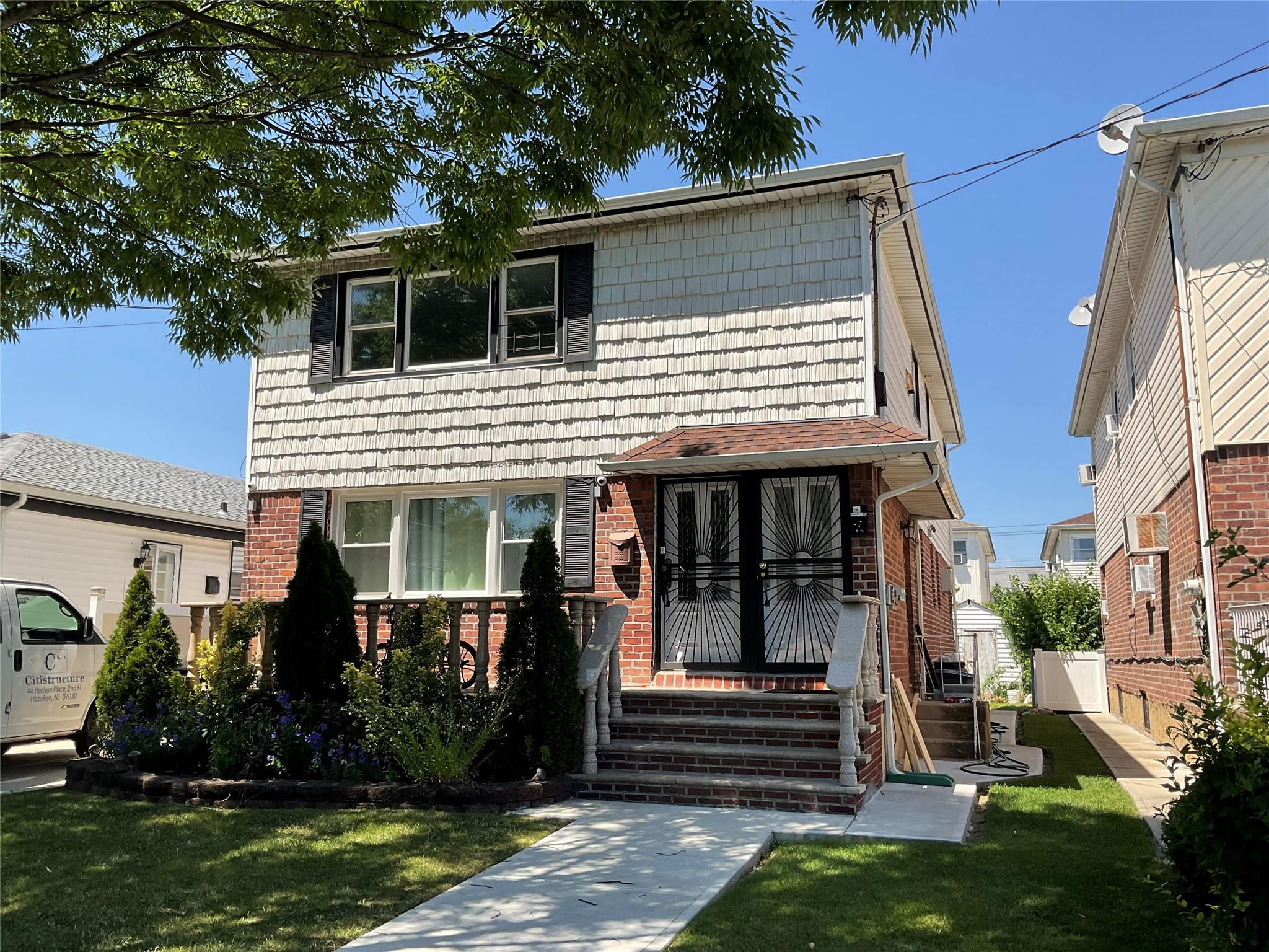 245-39 147th Drive, Rosedale, NY 11422