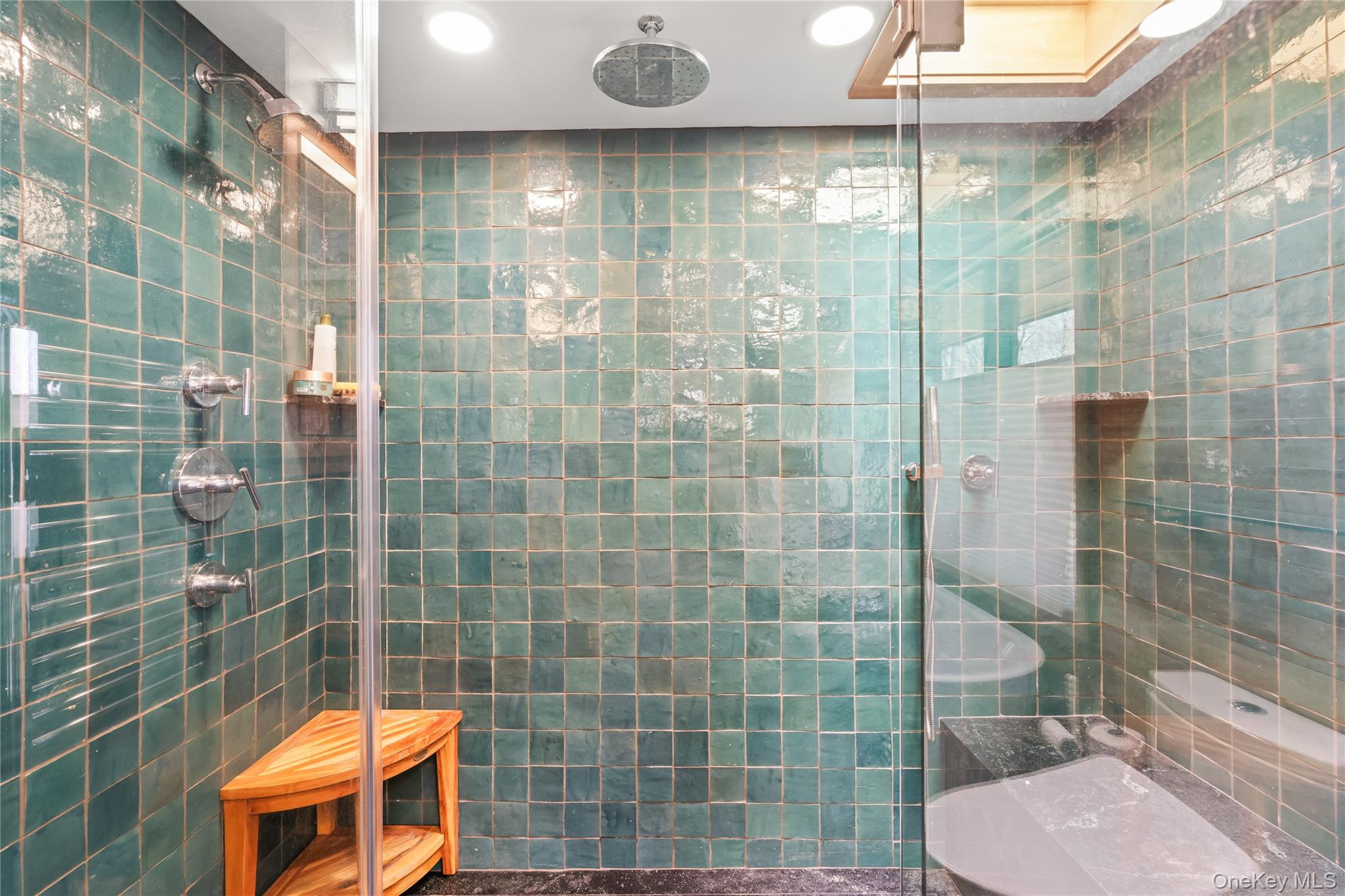 14 Tall Tree Court, Cold Spring Harbor, NY 11724