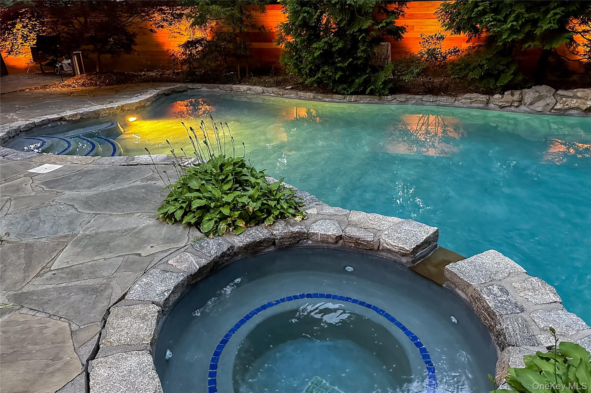 14 Tall Tree Court, Cold Spring Harbor, NY 11724