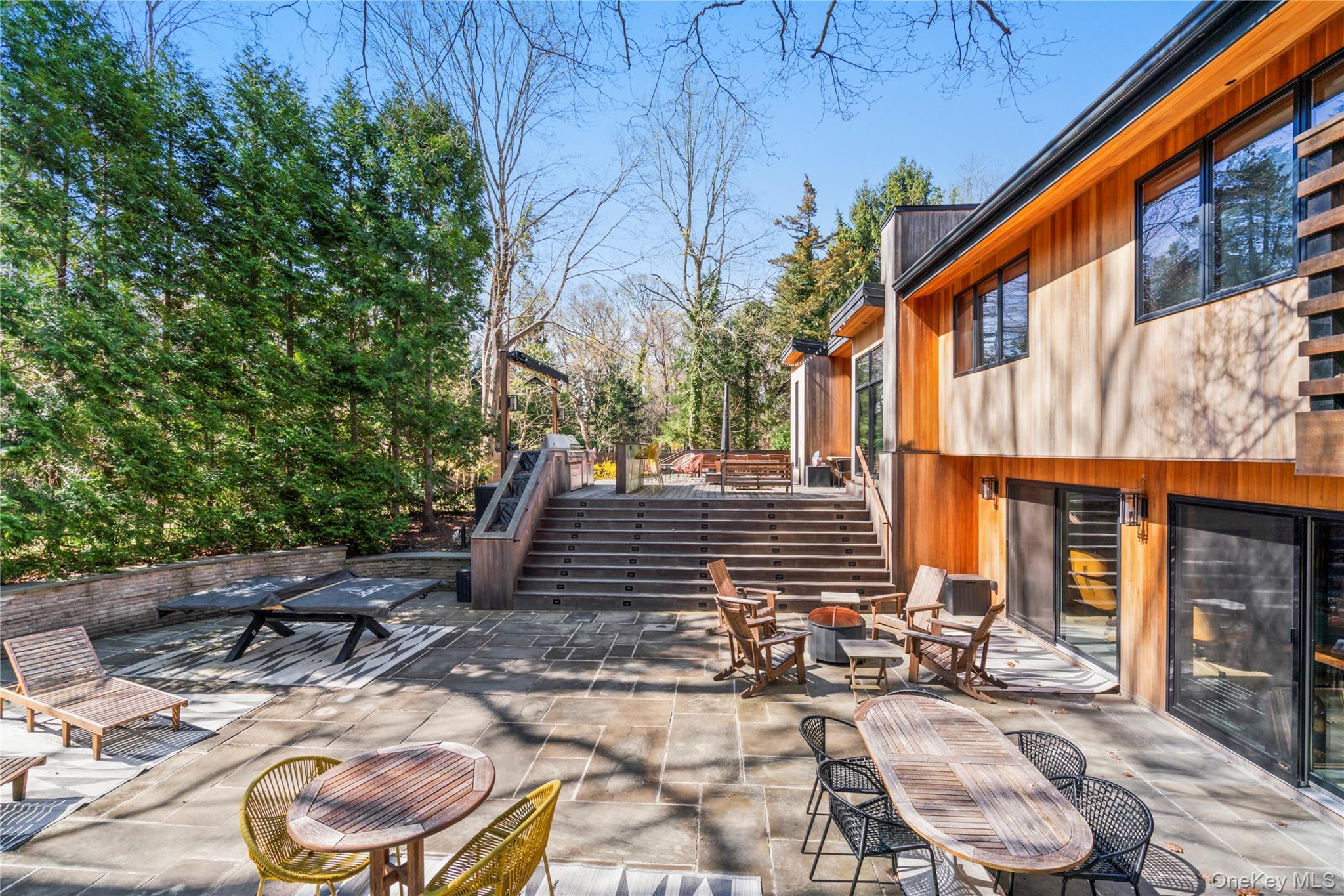 14 Tall Tree Court, Cold Spring Harbor, NY 11724