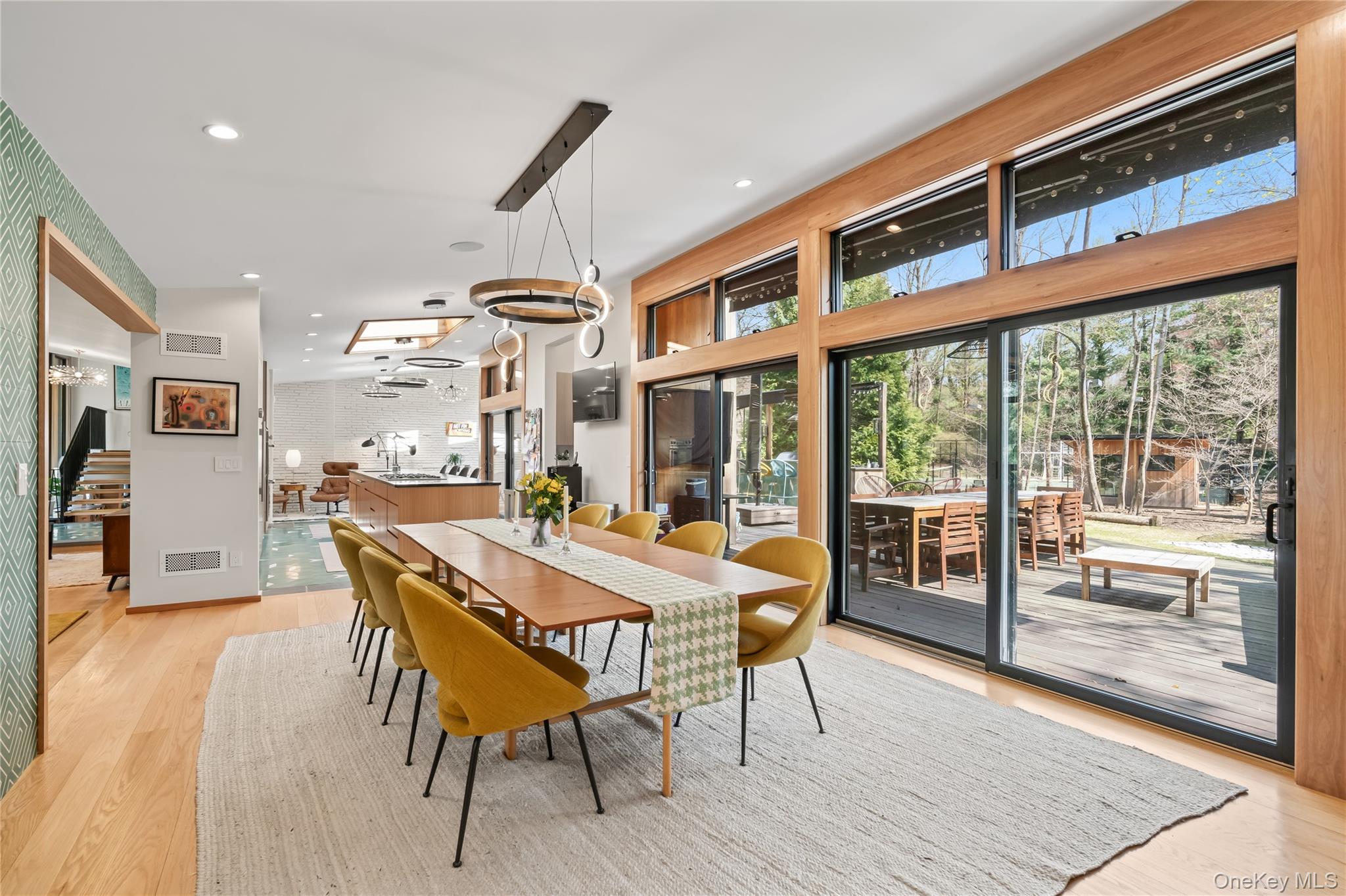 14 Tall Tree Court, Cold Spring Harbor, NY 11724