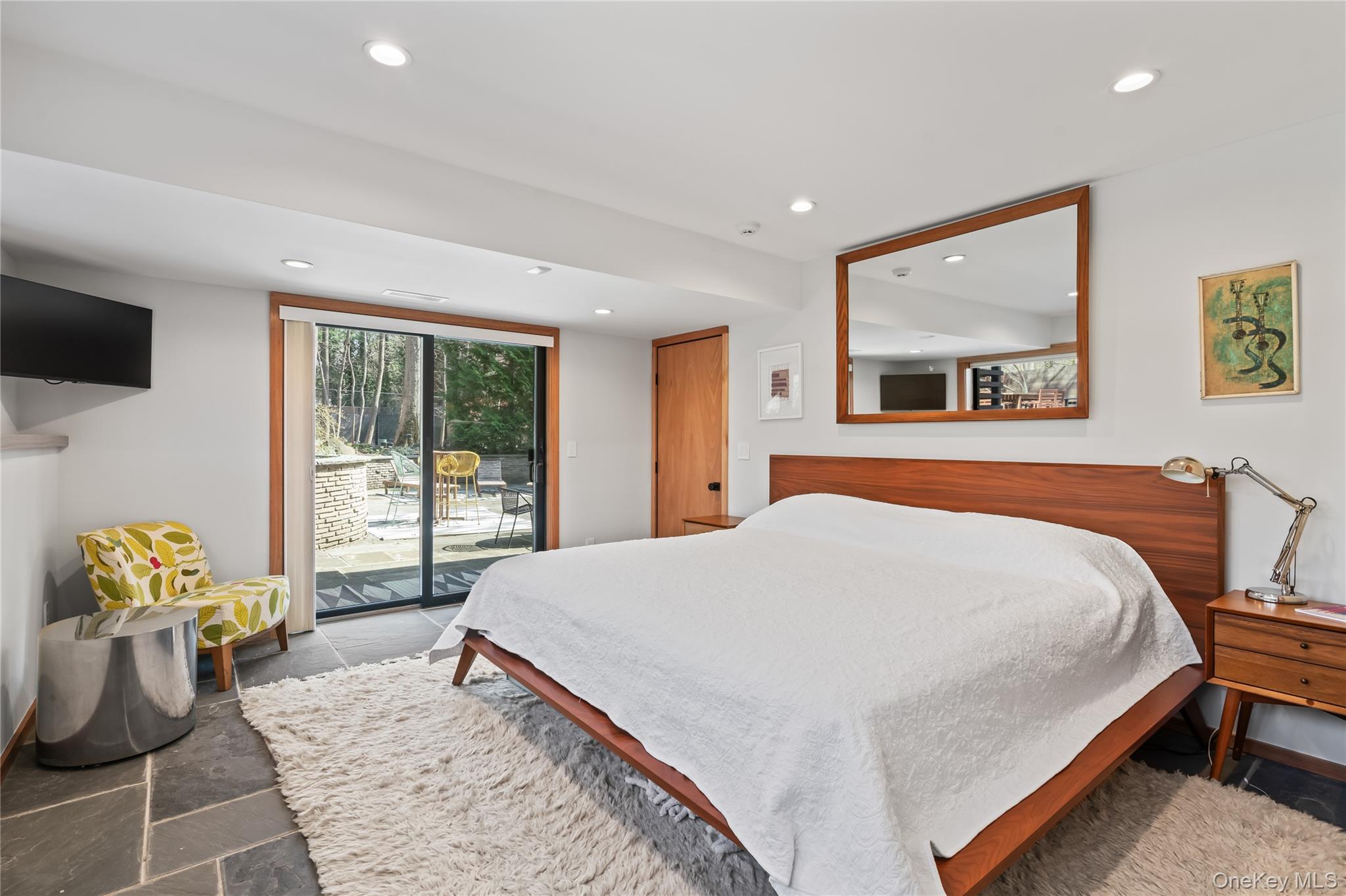 14 Tall Tree Court, Cold Spring Harbor, NY 11724