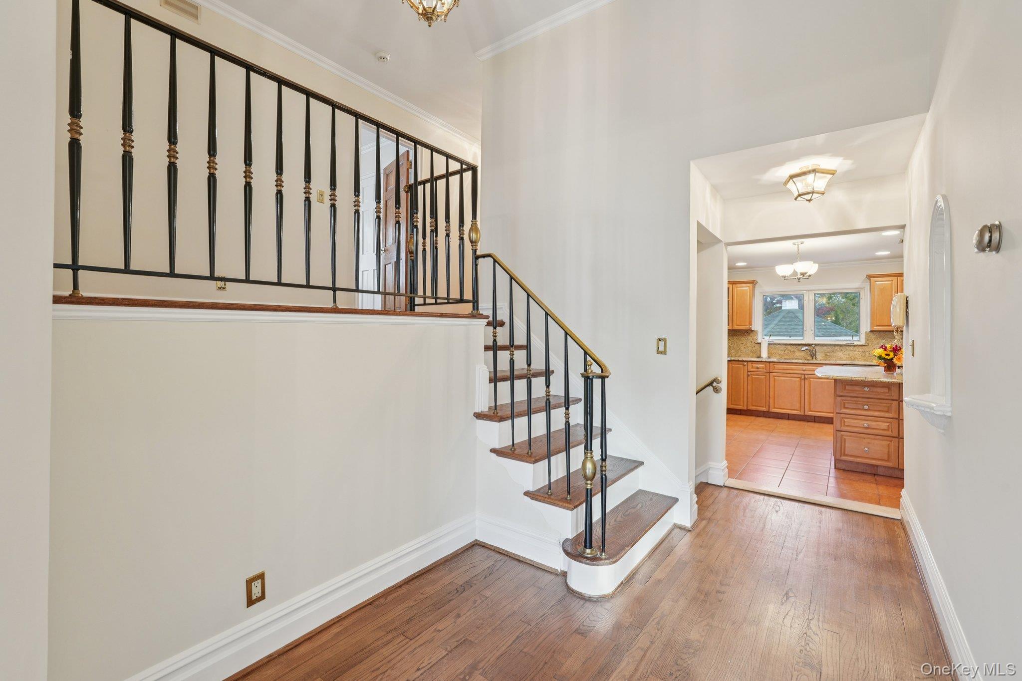 808 Wolfs Lane, Pelham, NY 10803