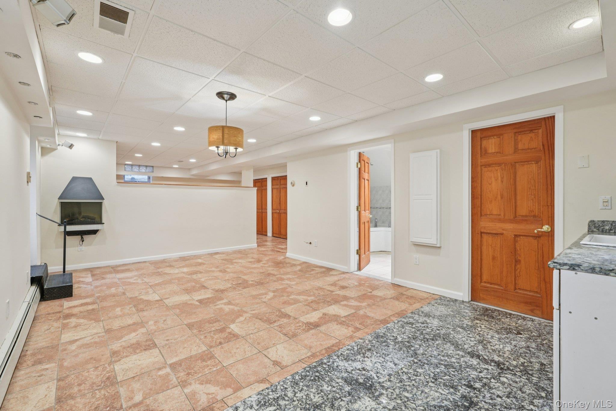 808 Wolfs Lane, Pelham, NY 10803