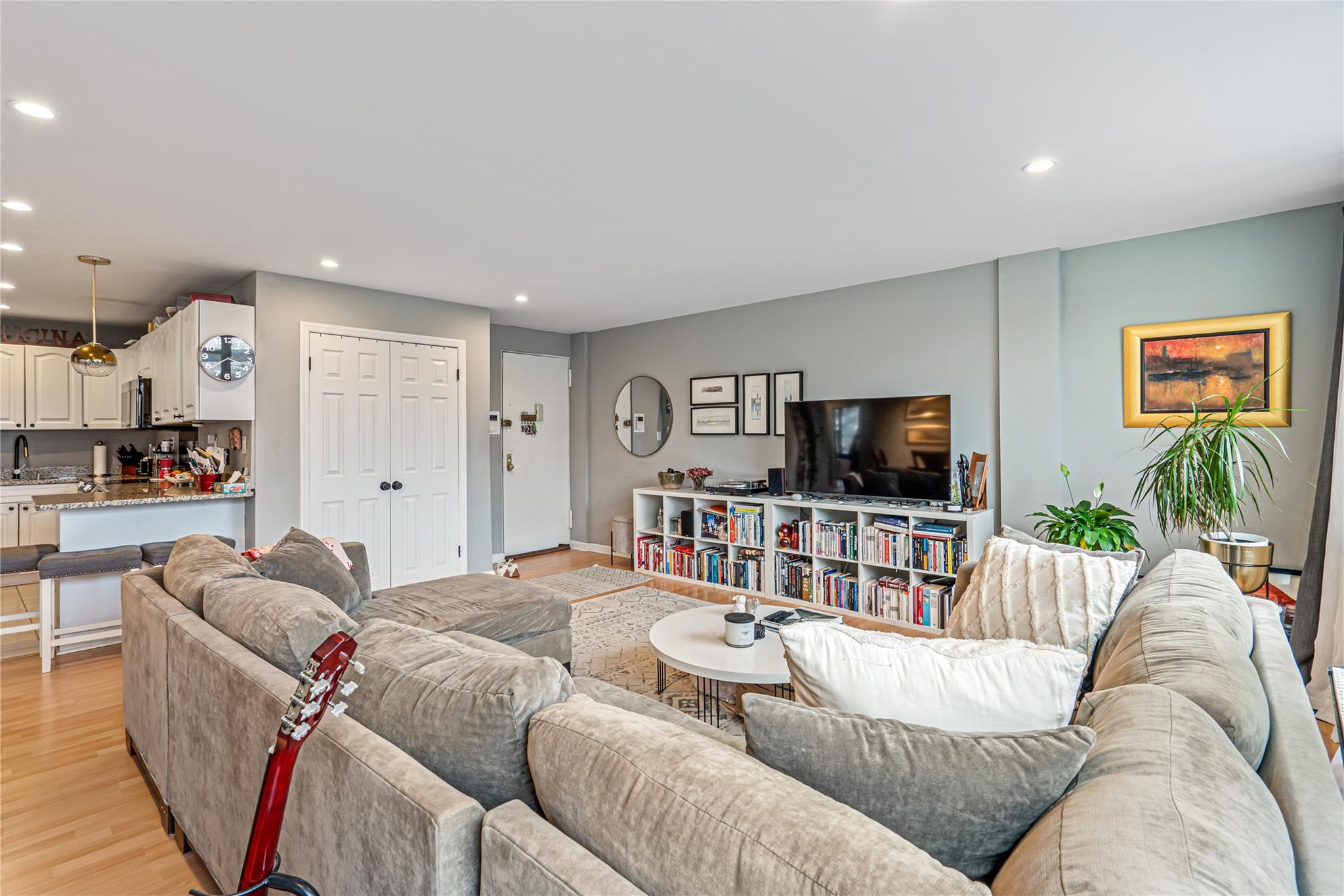 162-40 9th Avenue # 3B, Beechhurst, NY 11357