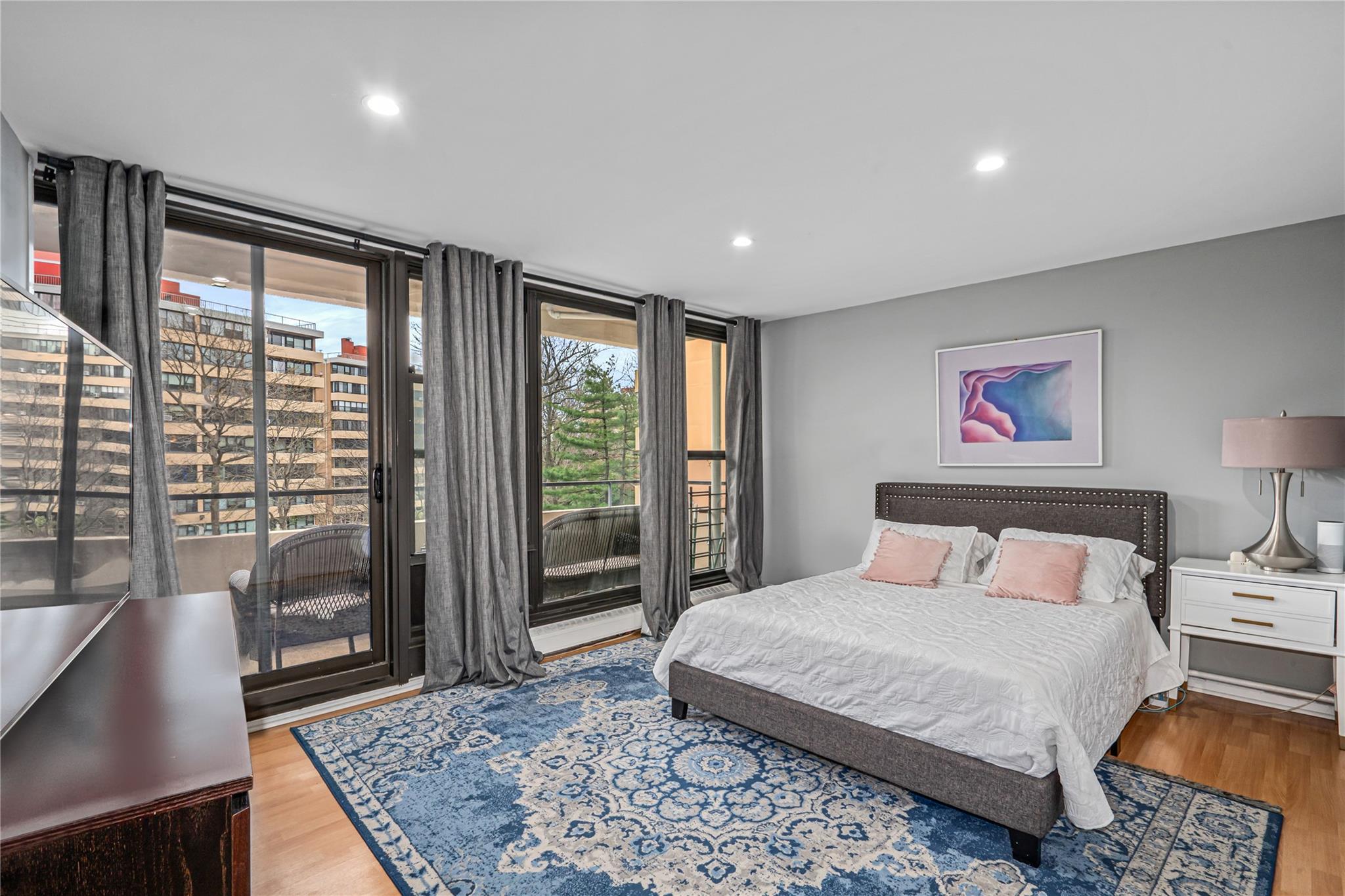 162-40 9th Avenue # 3B, Beechhurst, NY 11357