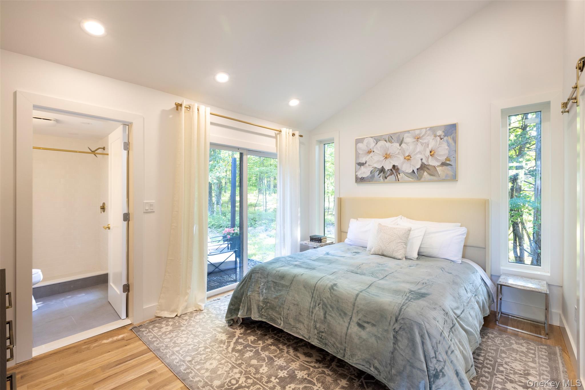 83 Sages Loop, Kerhonkson, NY 12446