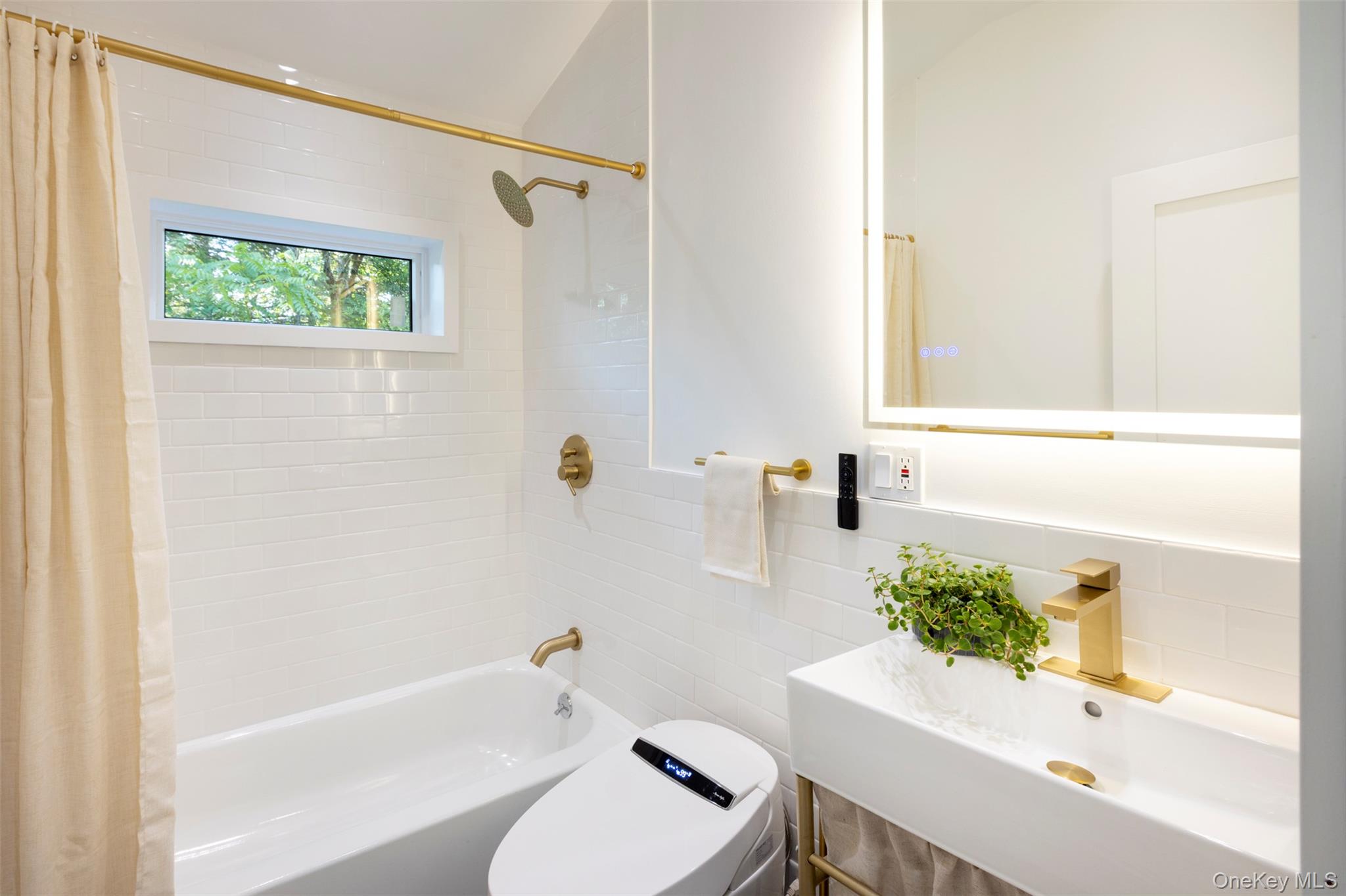 83 Sages Loop, Kerhonkson, NY 12446