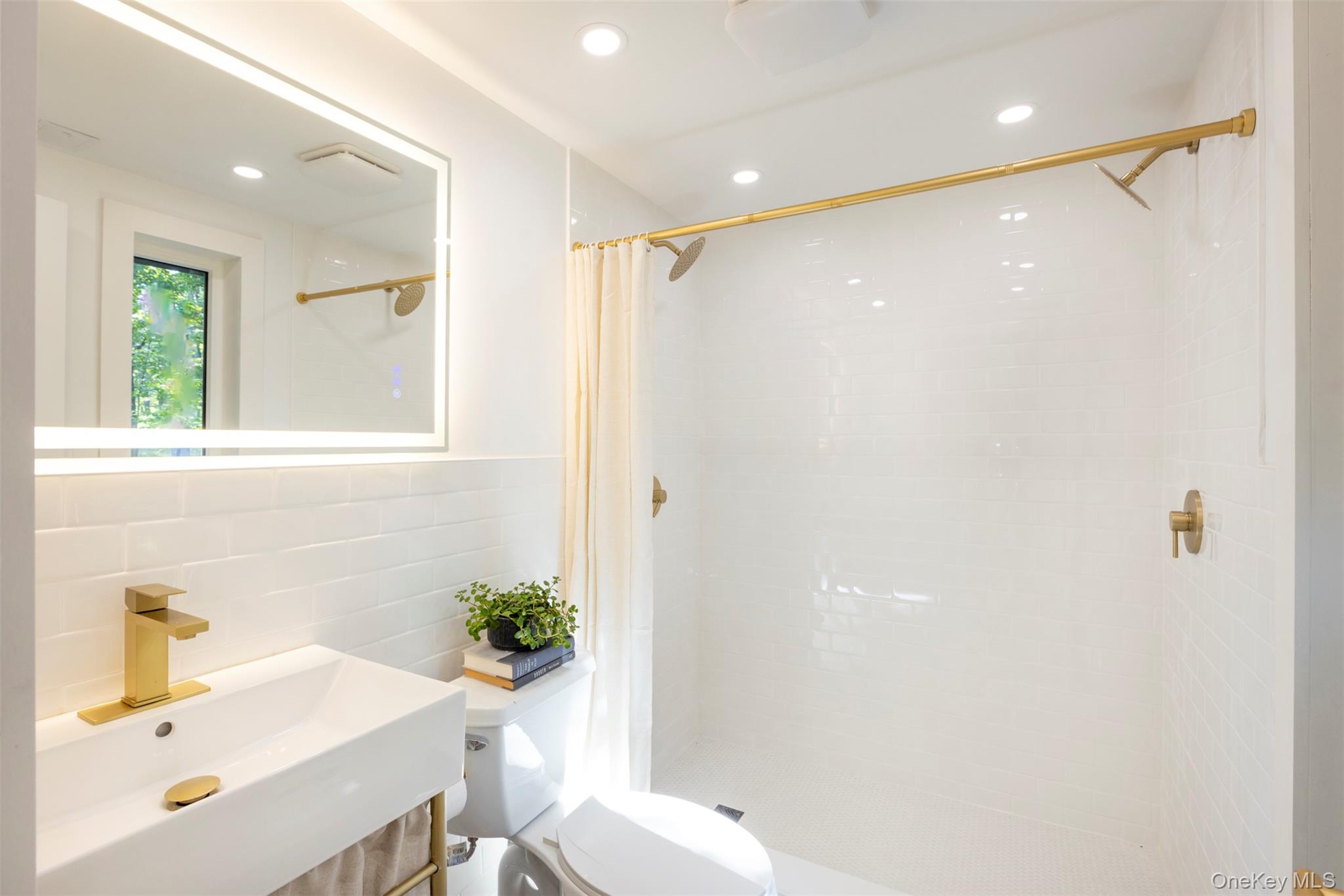 83 Sages Loop, Kerhonkson, NY 12446