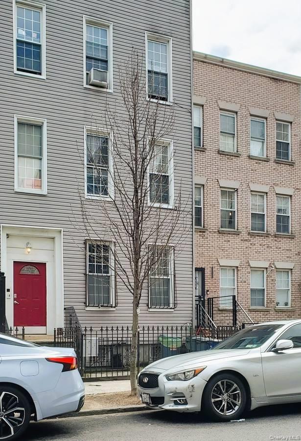 964 Madison Street, Brooklyn, NY 11221