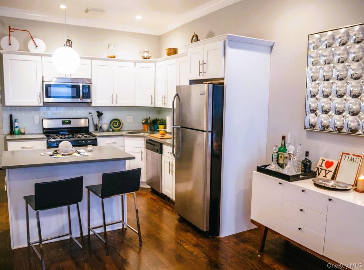 964 Madison Street, Brooklyn, NY 11221