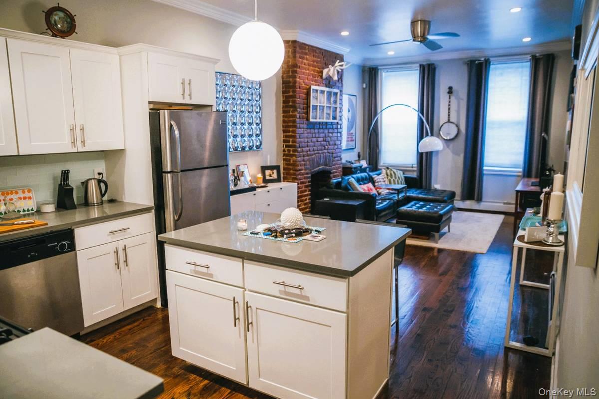 964 Madison Street, Brooklyn, NY 11221