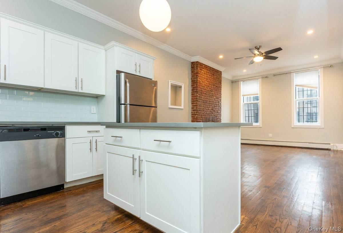 964 Madison Street, Brooklyn, NY 11221