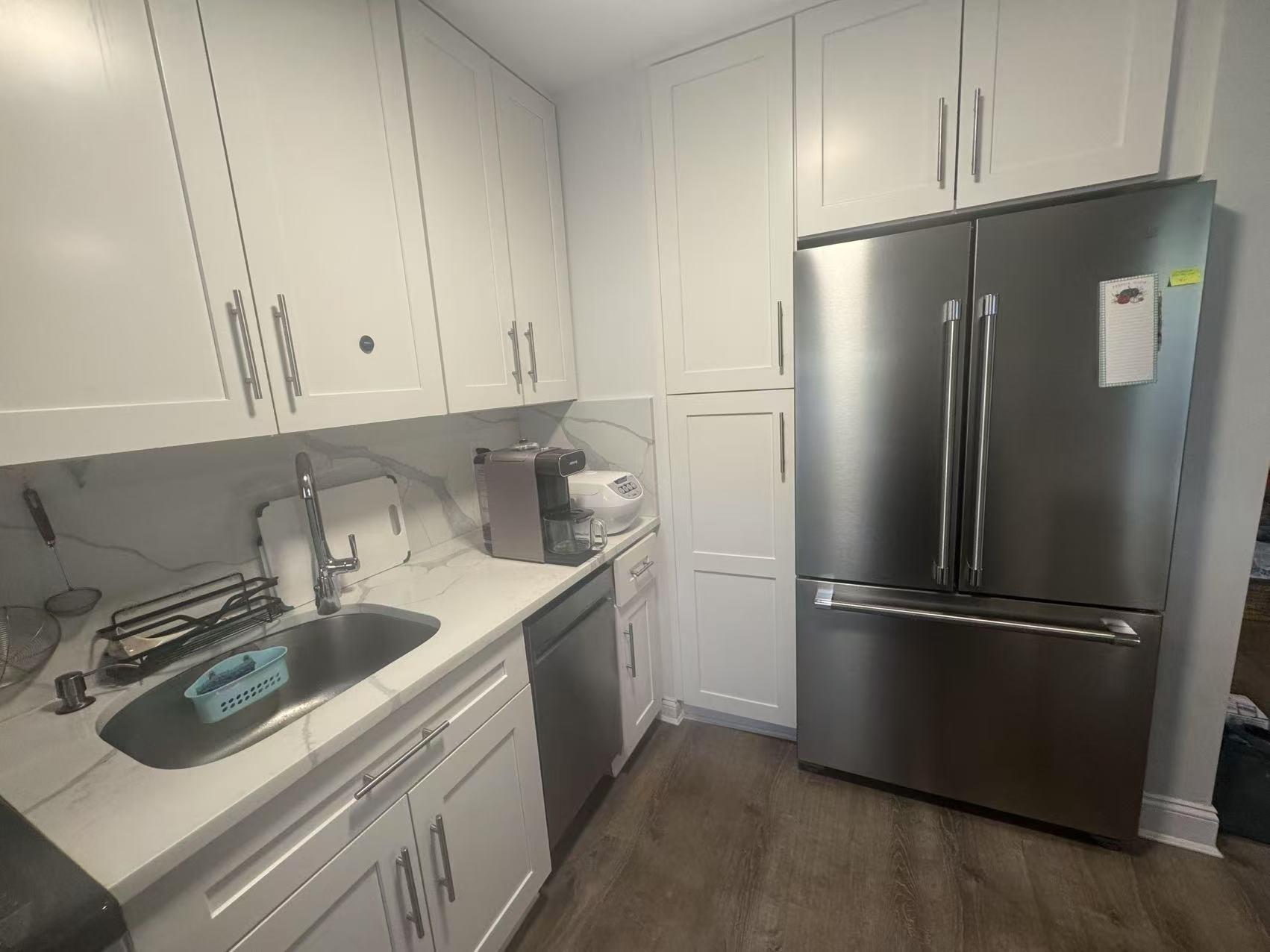 141-13 78th Road # 2M, Flushing, NY 11367