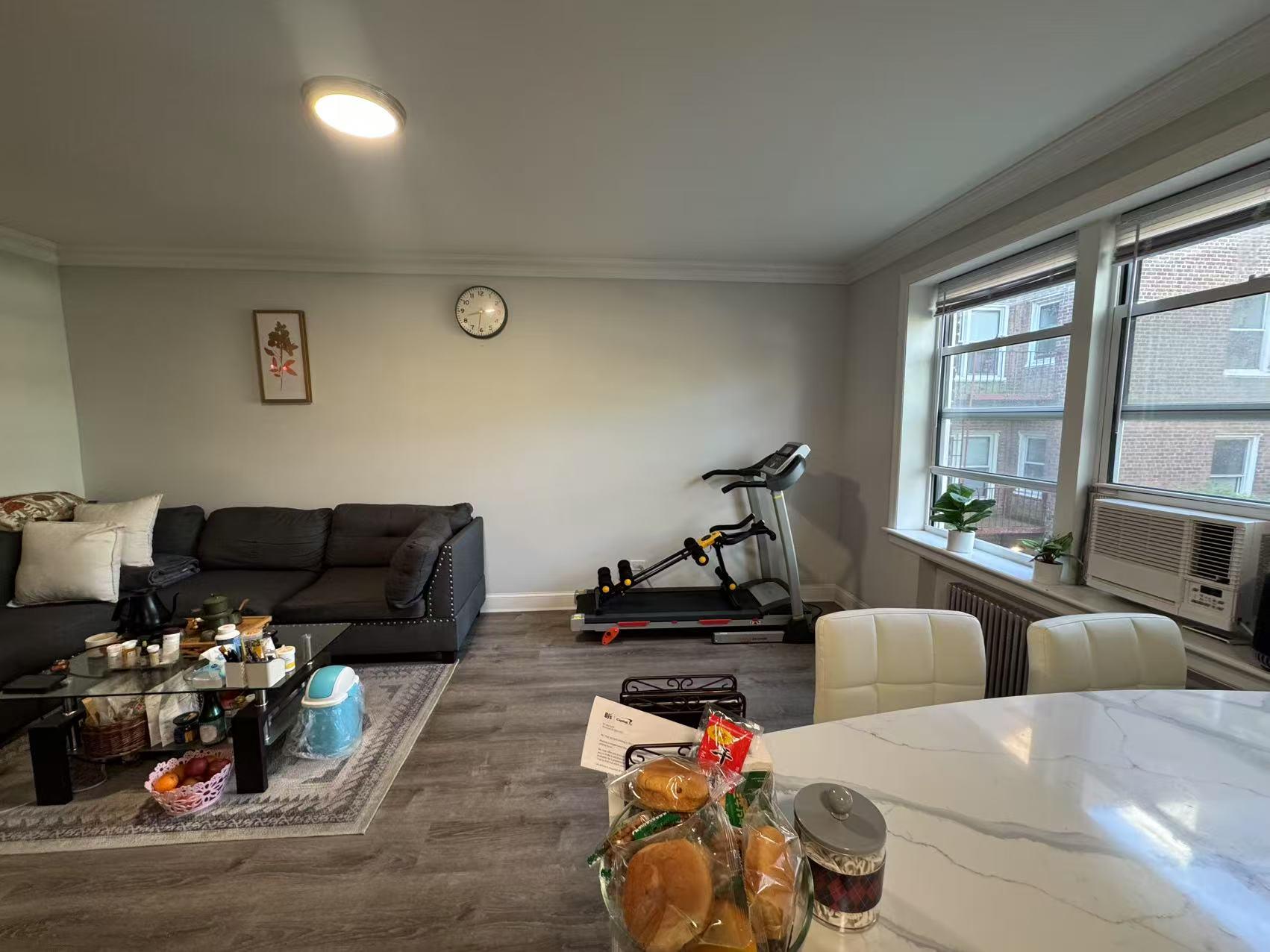 141-13 78th Road # 2M, Flushing, NY 11367