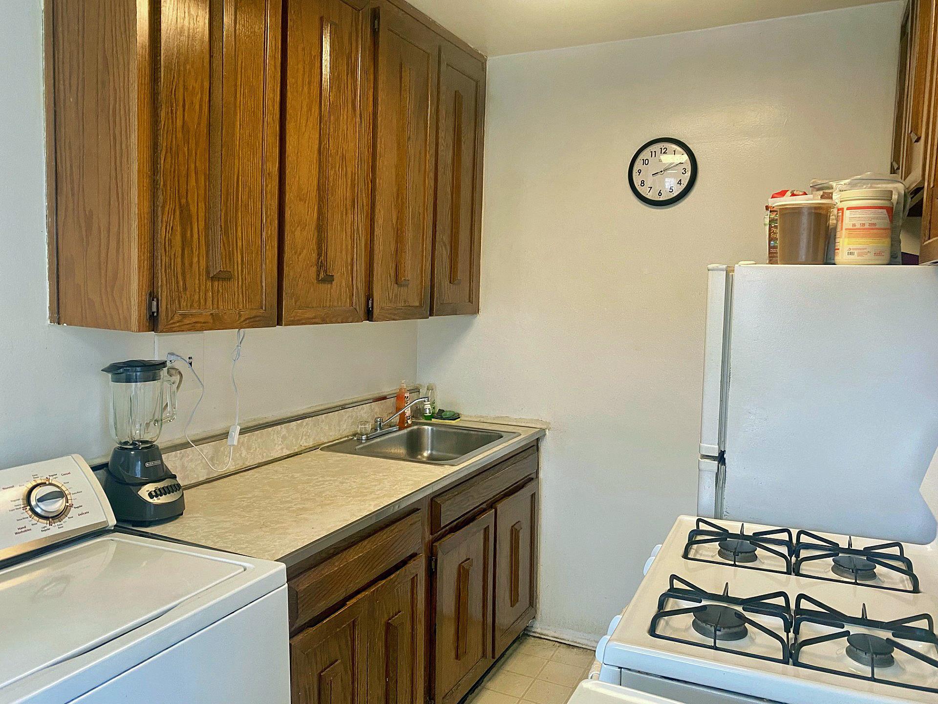 166-30 17th Road # 3-106, Whitestone, NY 11357