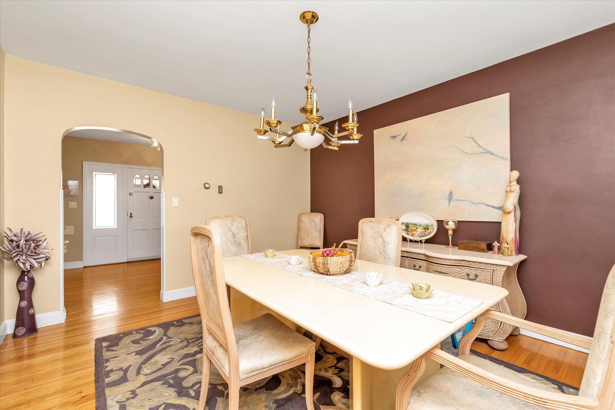 757 Bixby Drive, Baldwin, NY 11510