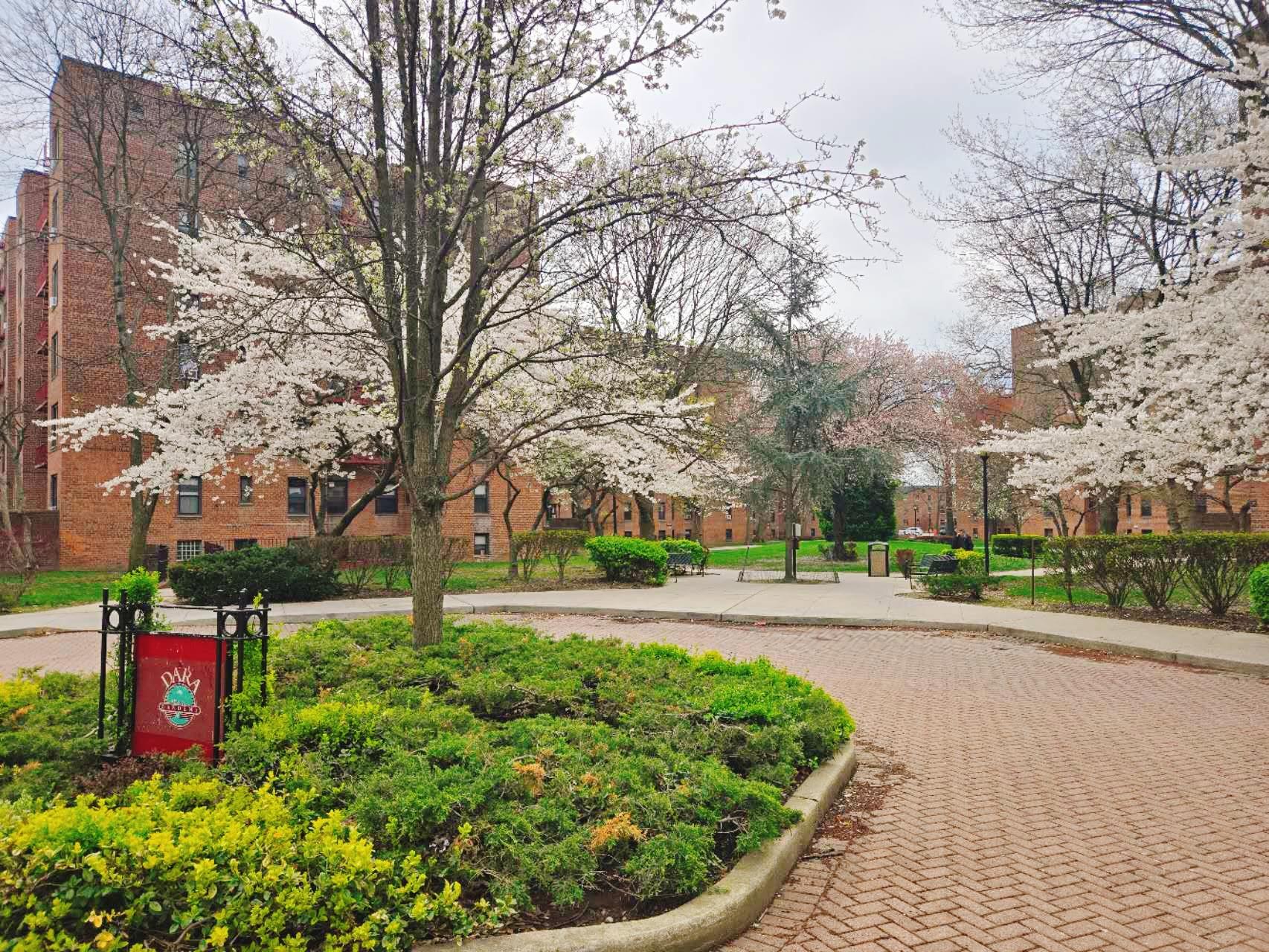 150-10 71st Avenue # 5L, Kew Garden Hills, NY 11367