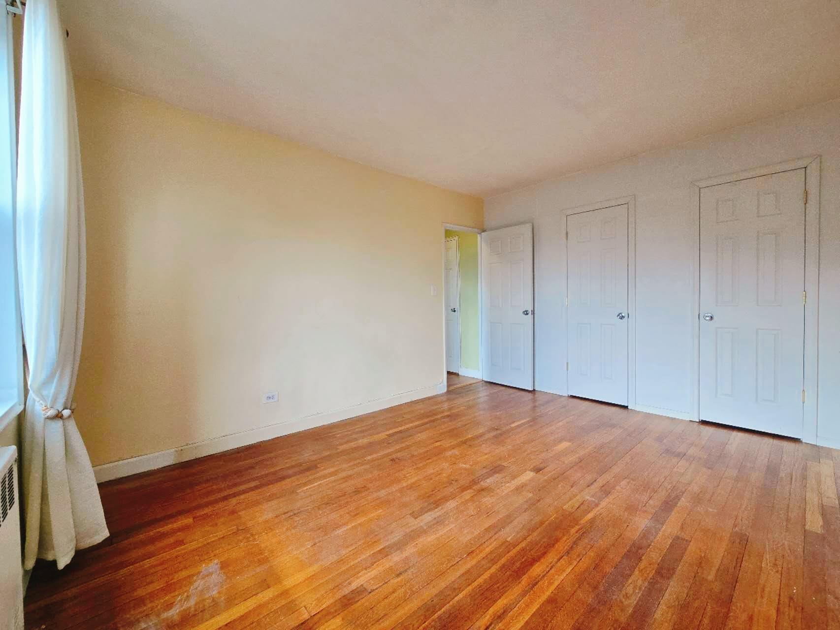 150-10 71st Avenue # 5L, Kew Garden Hills, NY 11367