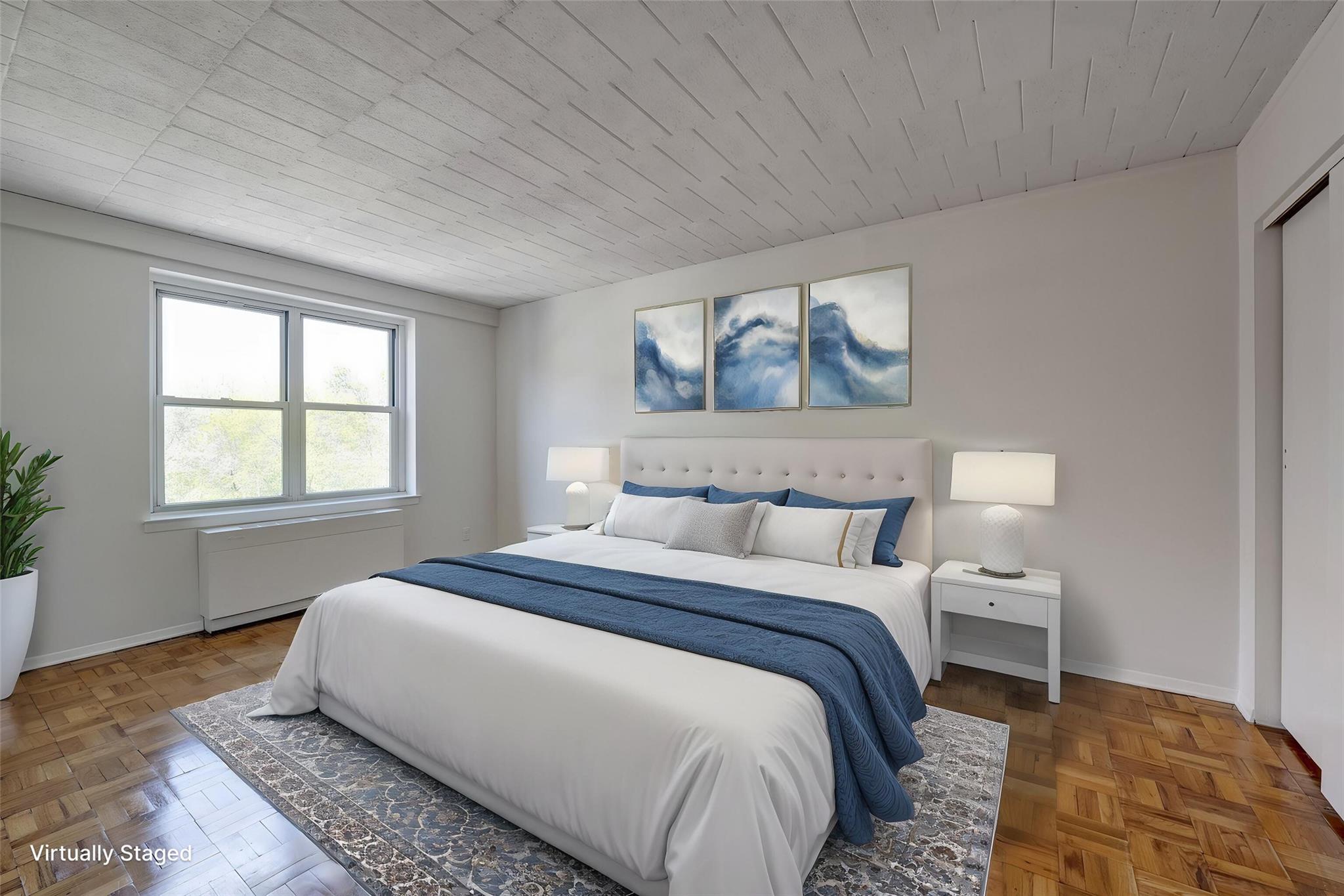 125 Main Street # 2U, Port Washington, NY 11050