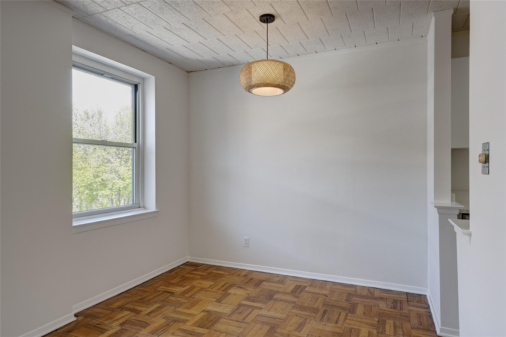 125 Main Street # 2U, Port Washington, NY 11050
