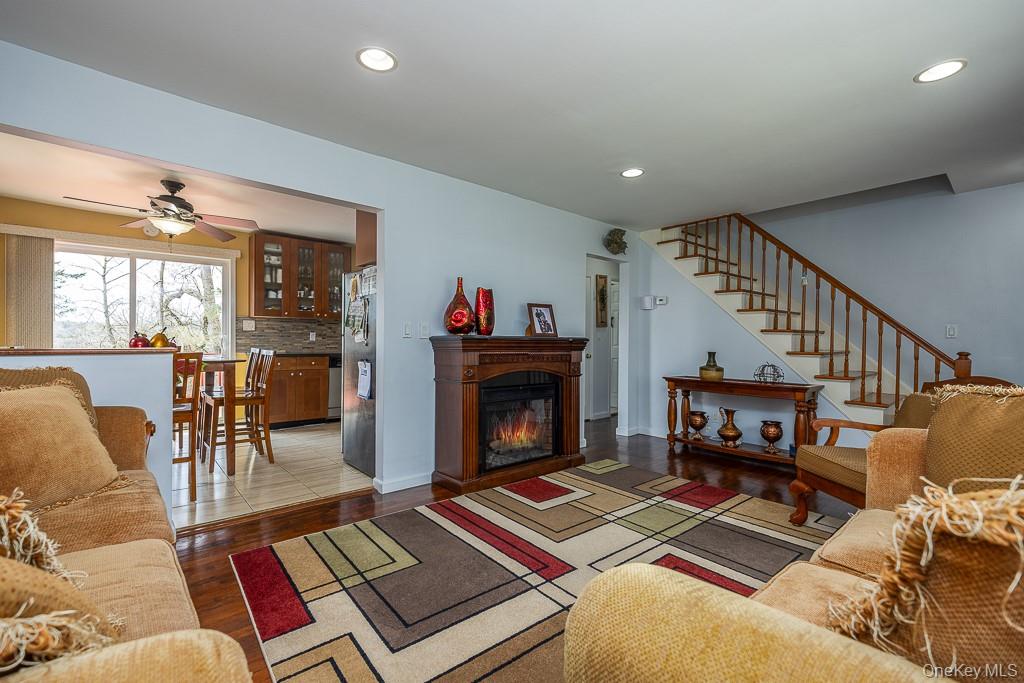 9 Durham Road, White Plains, NY 10607