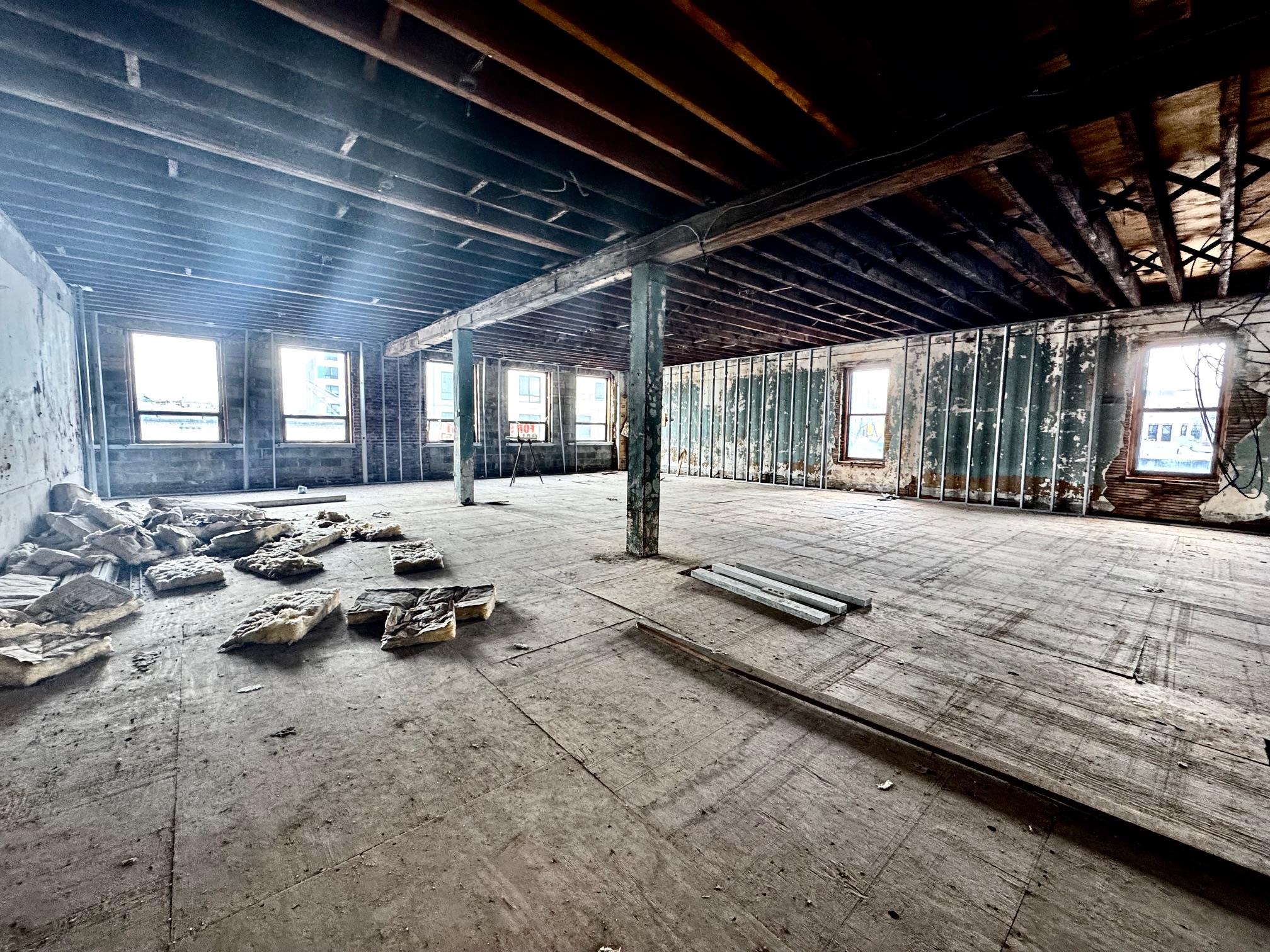 1027 Beach 20th Street, Far Rockaway, NY 11691